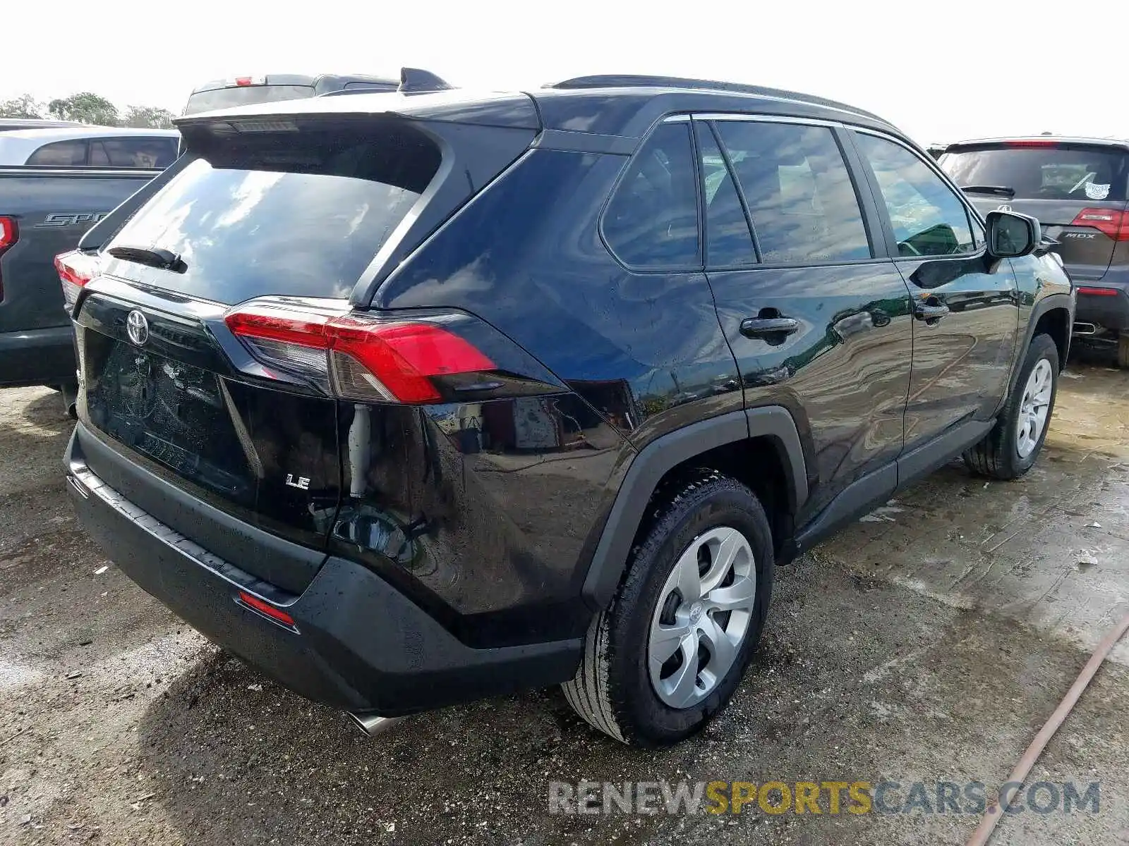 4 Фотография поврежденного автомобиля 2T3H1RFVXKW053083 TOYOTA RAV4 LE 2019