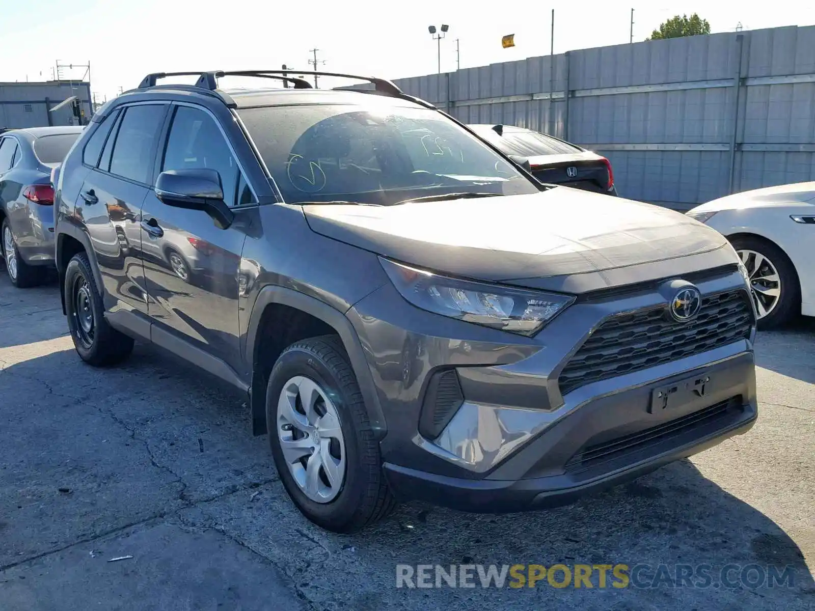 1 Photograph of a damaged car 2T3K1RFV2KW040902 TOYOTA RAV4 LE 2019