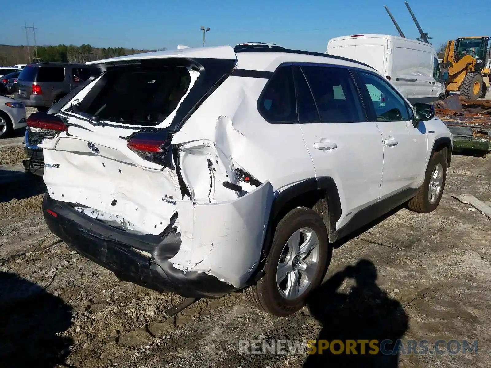 4 Photograph of a damaged car 2T3LWRFV0KW016393 TOYOTA RAV4 LE 2019