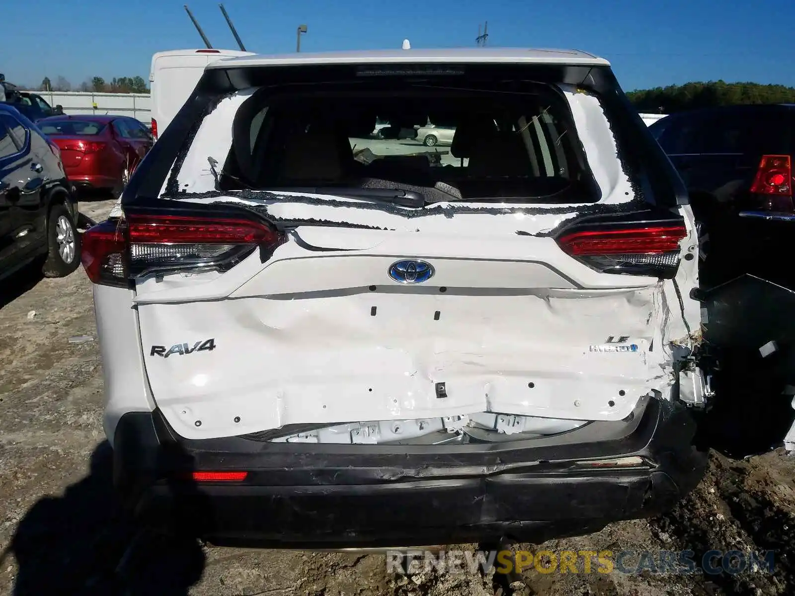 9 Фотография поврежденного автомобиля 2T3LWRFV0KW016393 TOYOTA RAV4 LE 2019