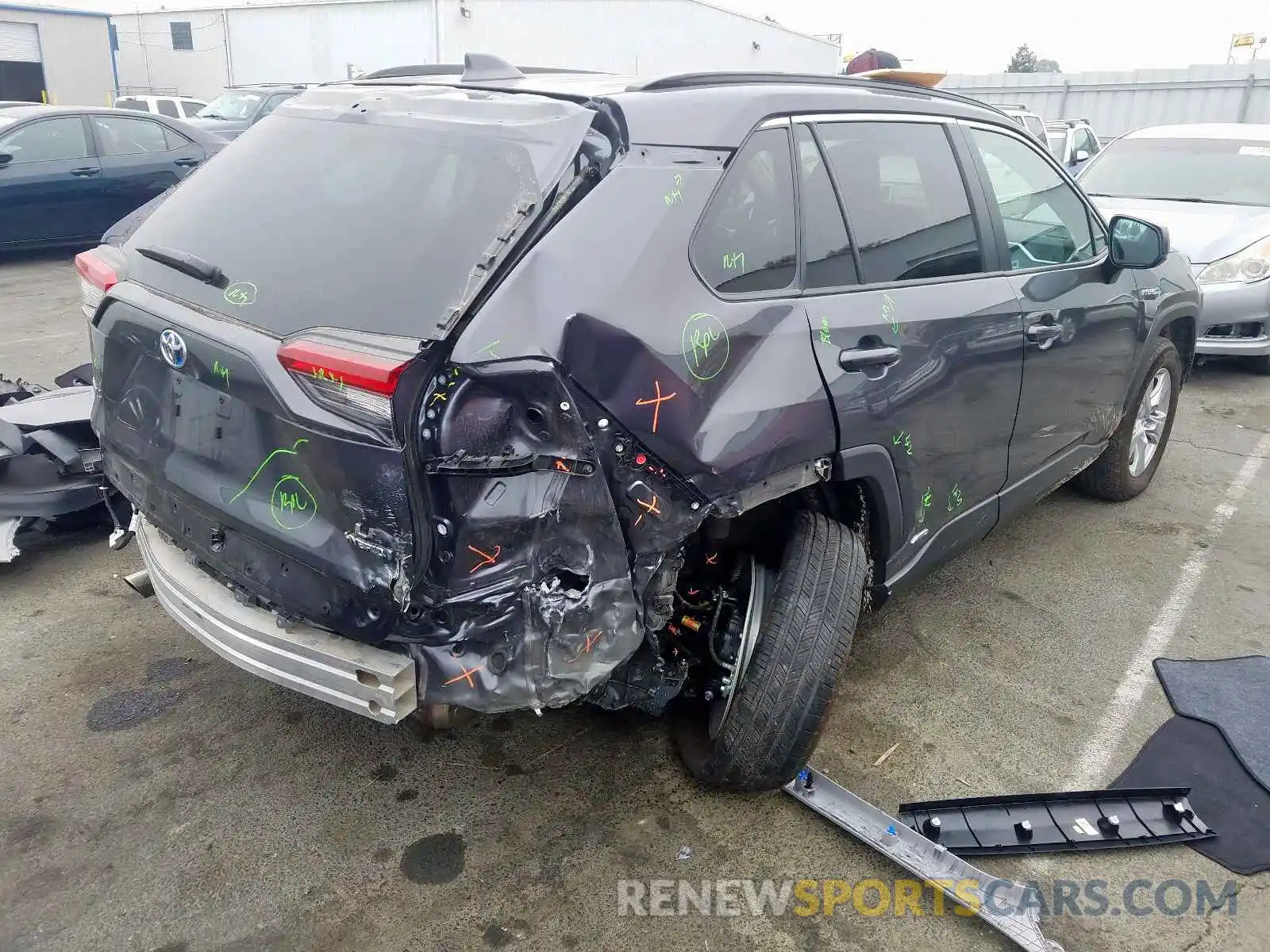 4 Photograph of a damaged car 2T3LWRFV2KW007601 TOYOTA RAV4 LE 2019