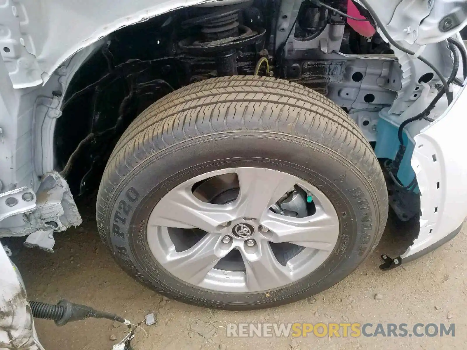 9 Photograph of a damaged car 2T3MWRFV1KW029822 TOYOTA RAV4 LE 2019