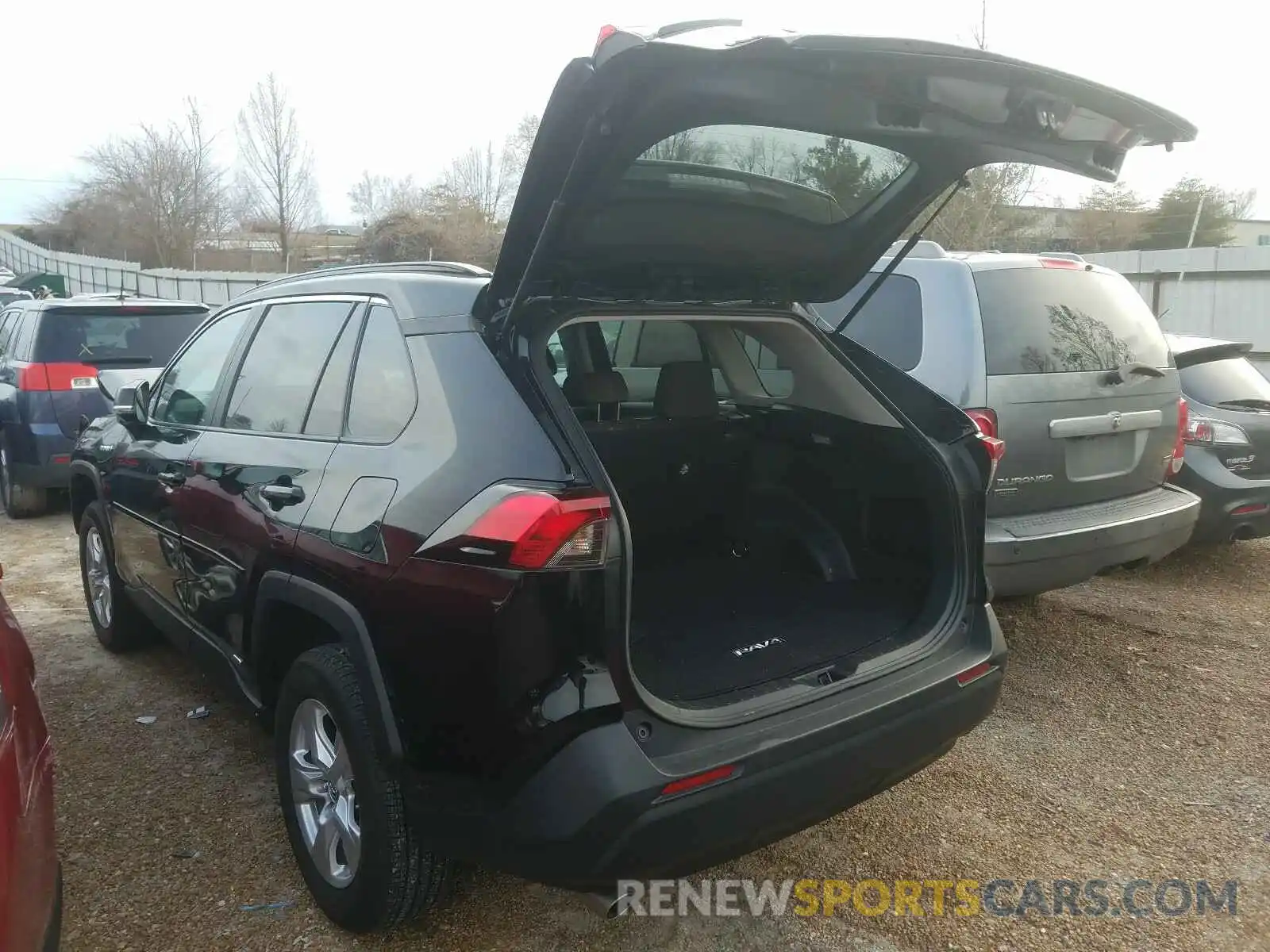 3 Photograph of a damaged car 2T3MWRFV3KW011919 TOYOTA RAV4 LE 2019