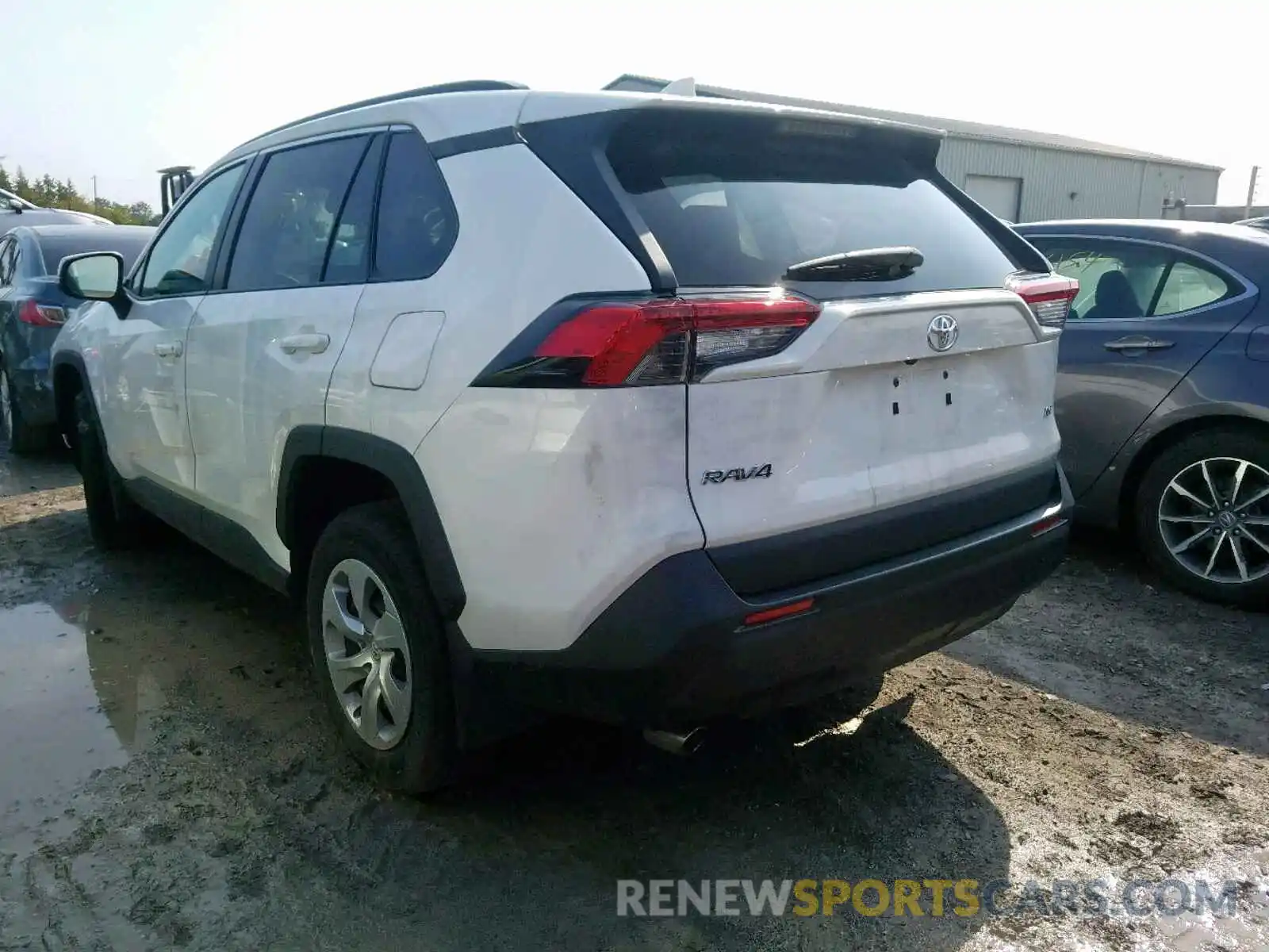 3 Фотография поврежденного автомобиля 2T3Z1RFV6KW007352 TOYOTA RAV4 LE 2019