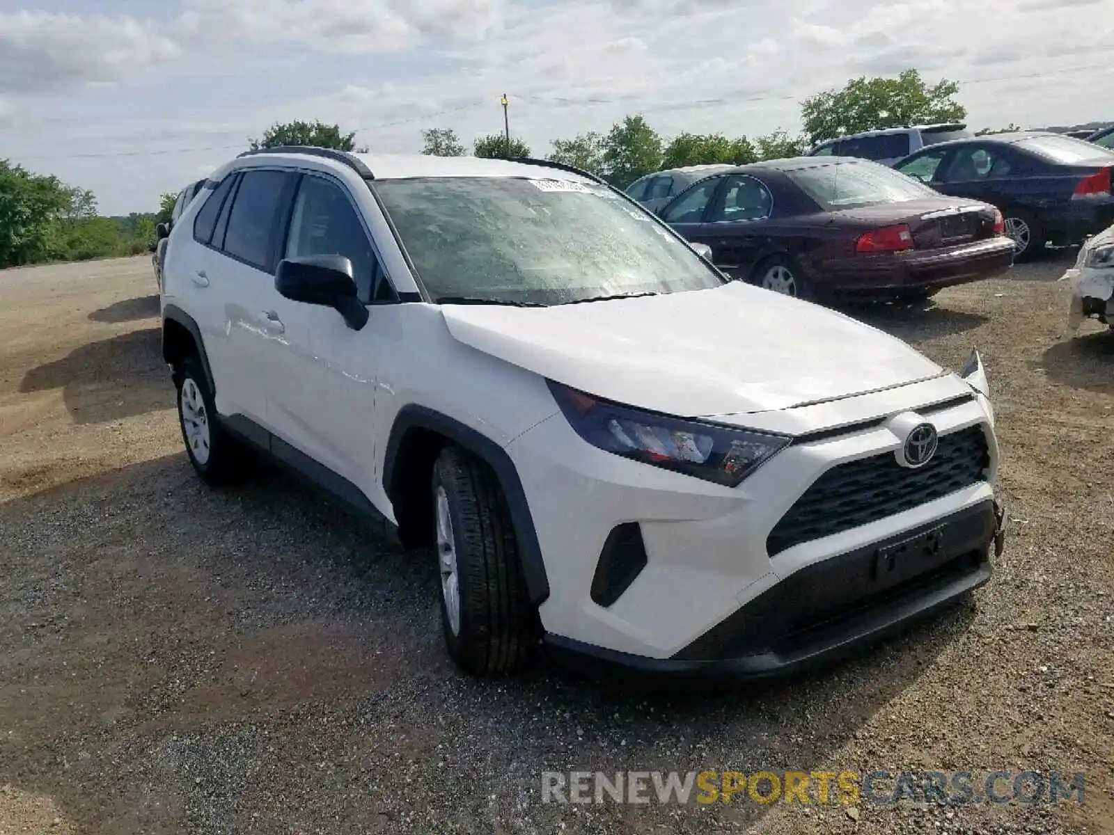 1 Photograph of a damaged car JTMF1RFV0KD002695 TOYOTA RAV4 LE 2019