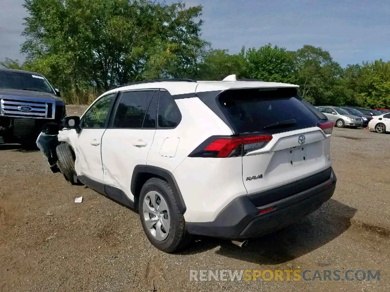 3 Photograph of a damaged car JTMF1RFV0KD002695 TOYOTA RAV4 LE 2019