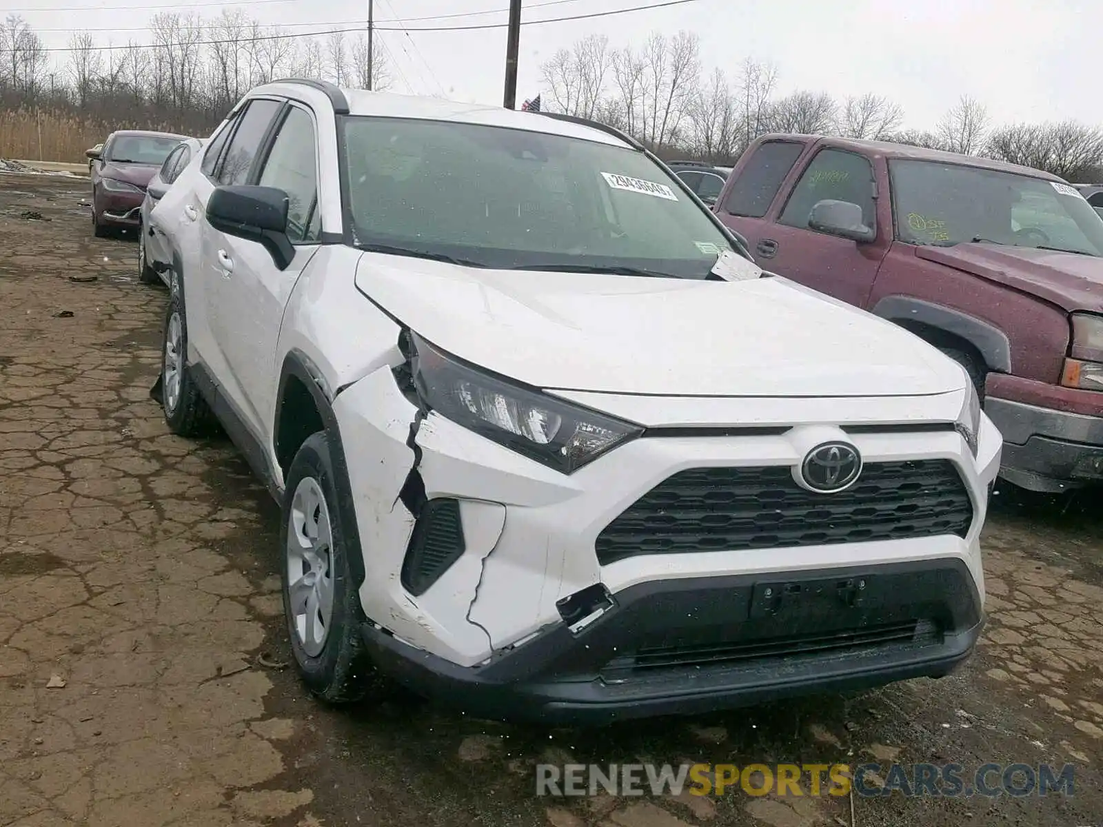 1 Photograph of a damaged car JTMF1RFV4KD004014 TOYOTA RAV4 LE 2019