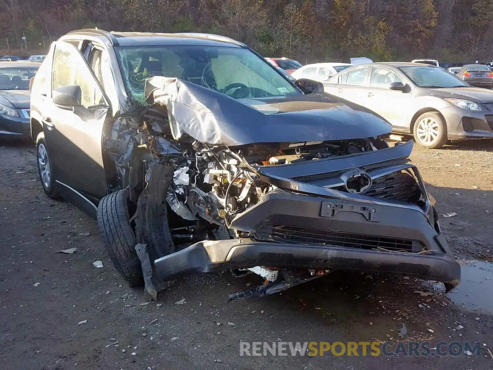 1 Photograph of a damaged car JTMF1RFV8KD002931 TOYOTA RAV4 LE 2019