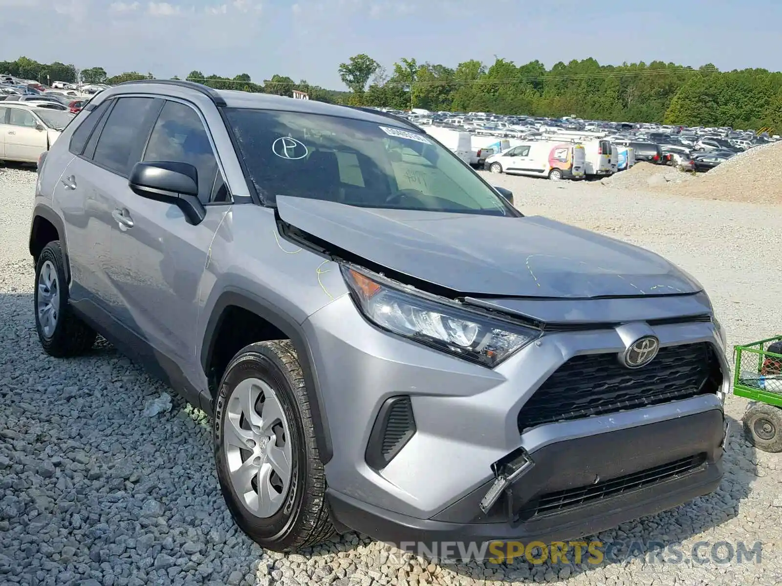 1 Photograph of a damaged car JTMF1RFV8KD028798 TOYOTA RAV4 LE 2019