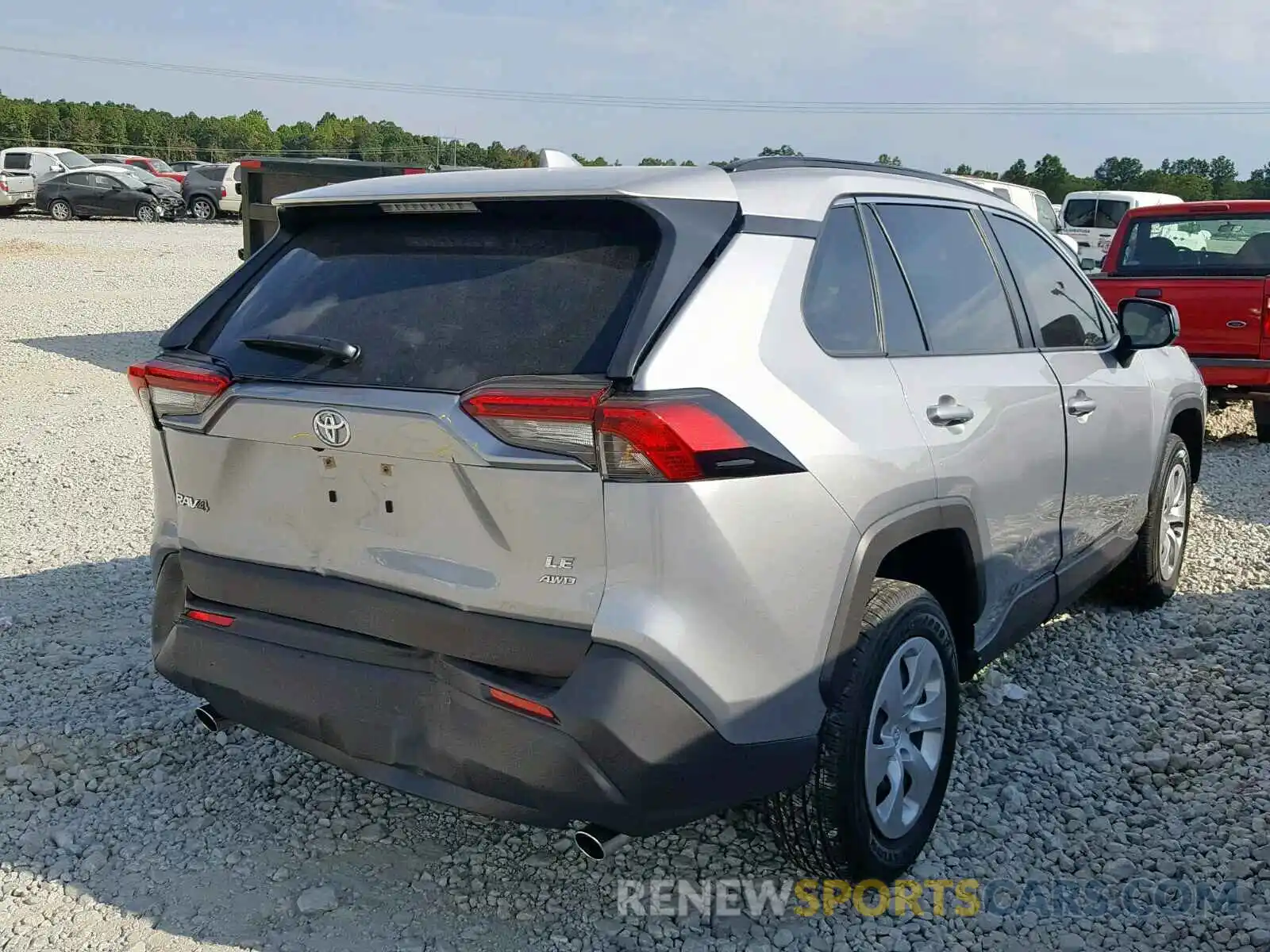 4 Photograph of a damaged car JTMF1RFV8KD028798 TOYOTA RAV4 LE 2019