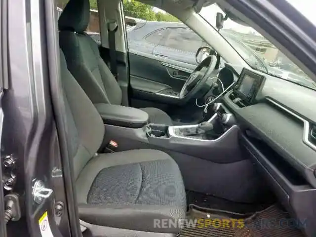 5 Photograph of a damaged car JTMG1RFV3KJ007802 TOYOTA RAV4 LE 2019