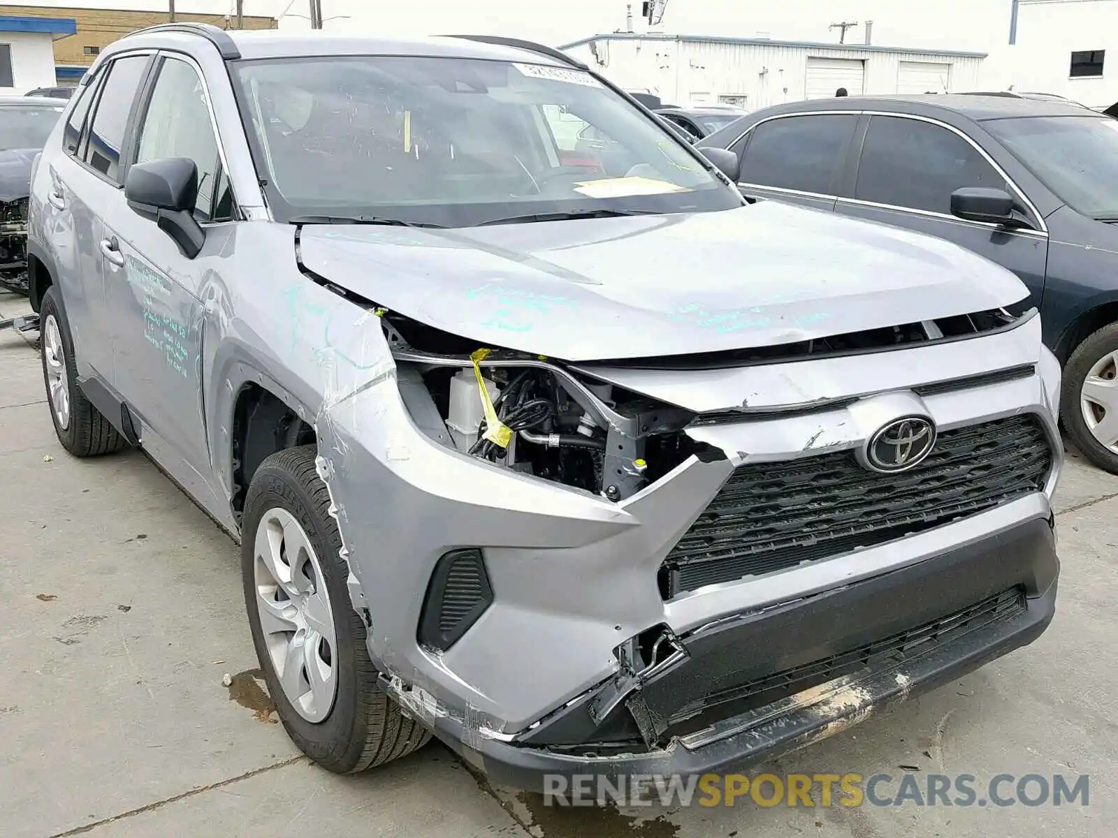 1 Photograph of a damaged car JTMH1RFV1KD504592 TOYOTA RAV4 LE 2019