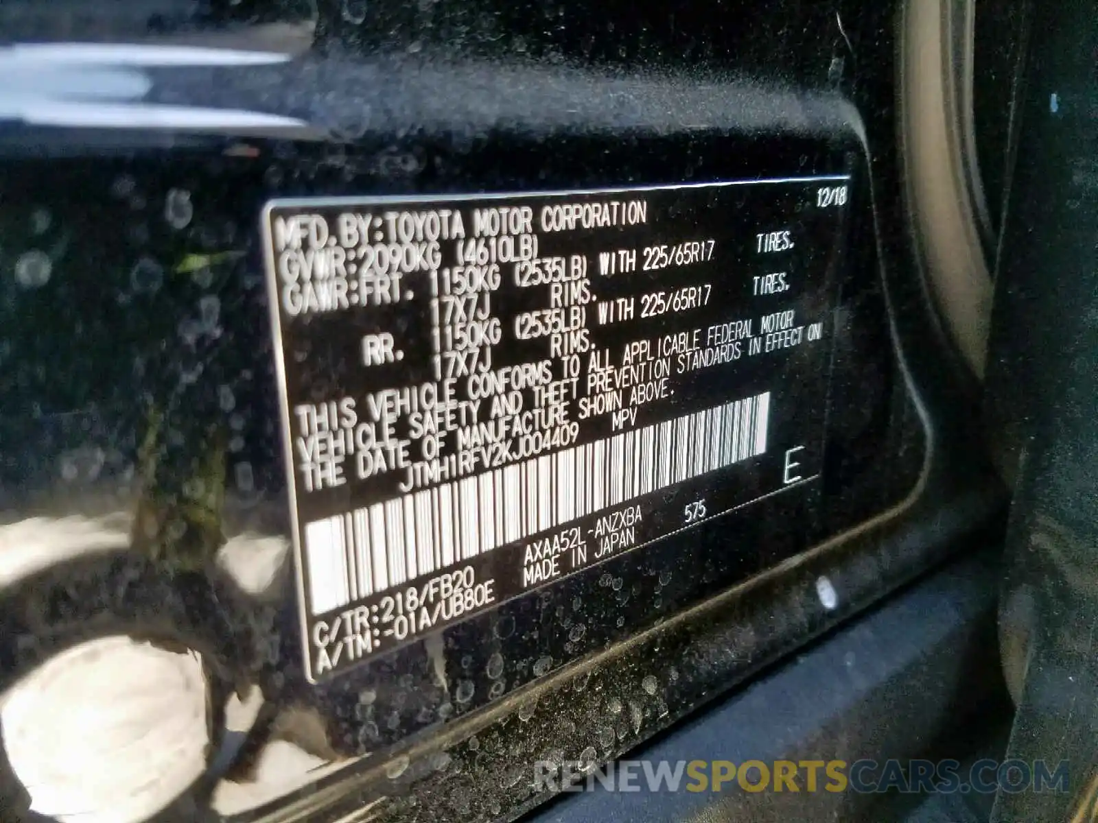 10 Photograph of a damaged car JTMH1RFV2KJ004409 TOYOTA RAV4 LE 2019