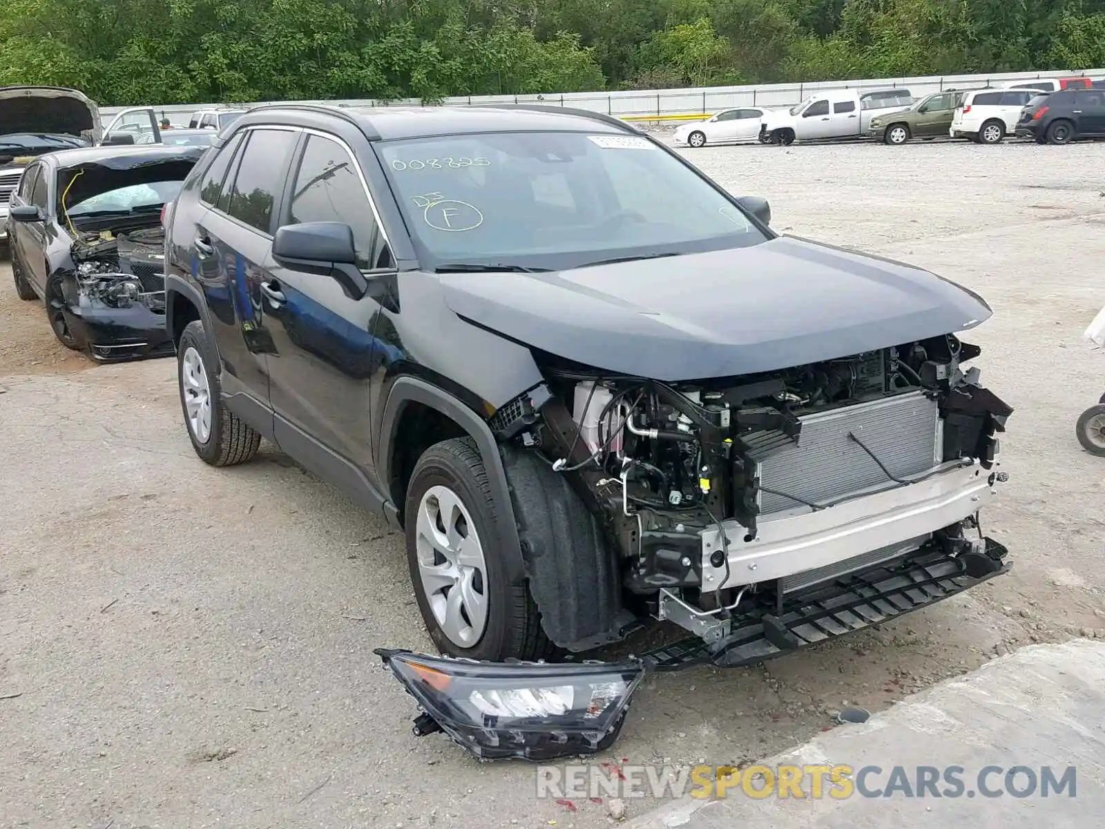 1 Photograph of a damaged car JTMH1RFV3KJ008825 TOYOTA RAV4 LE 2019