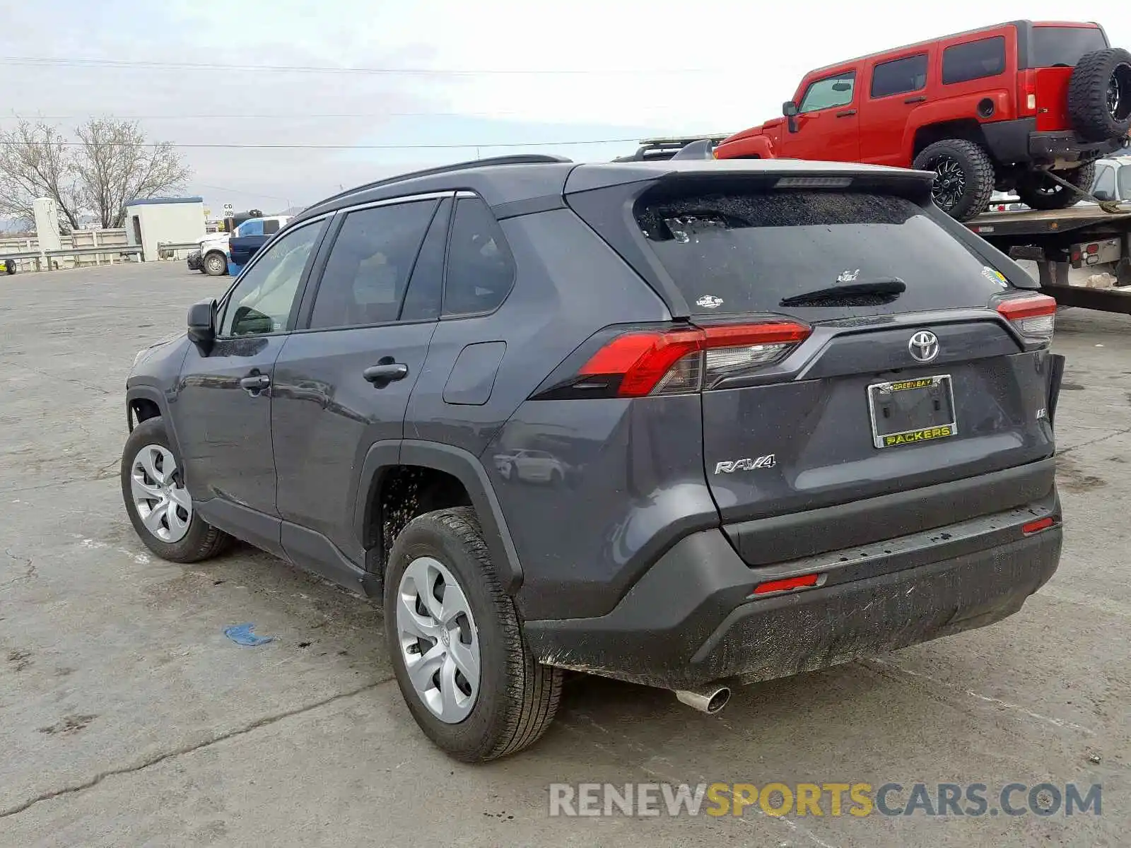 3 Photograph of a damaged car JTMH1RFV5KD505101 TOYOTA RAV4 LE 2019