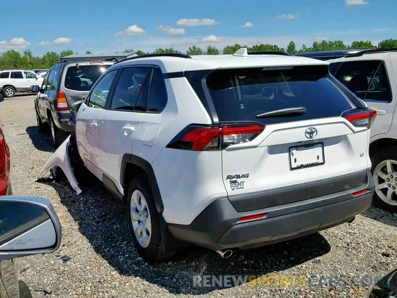 3 Photograph of a damaged car JTMH1RFV5KJ006932 TOYOTA RAV4 LE 2019