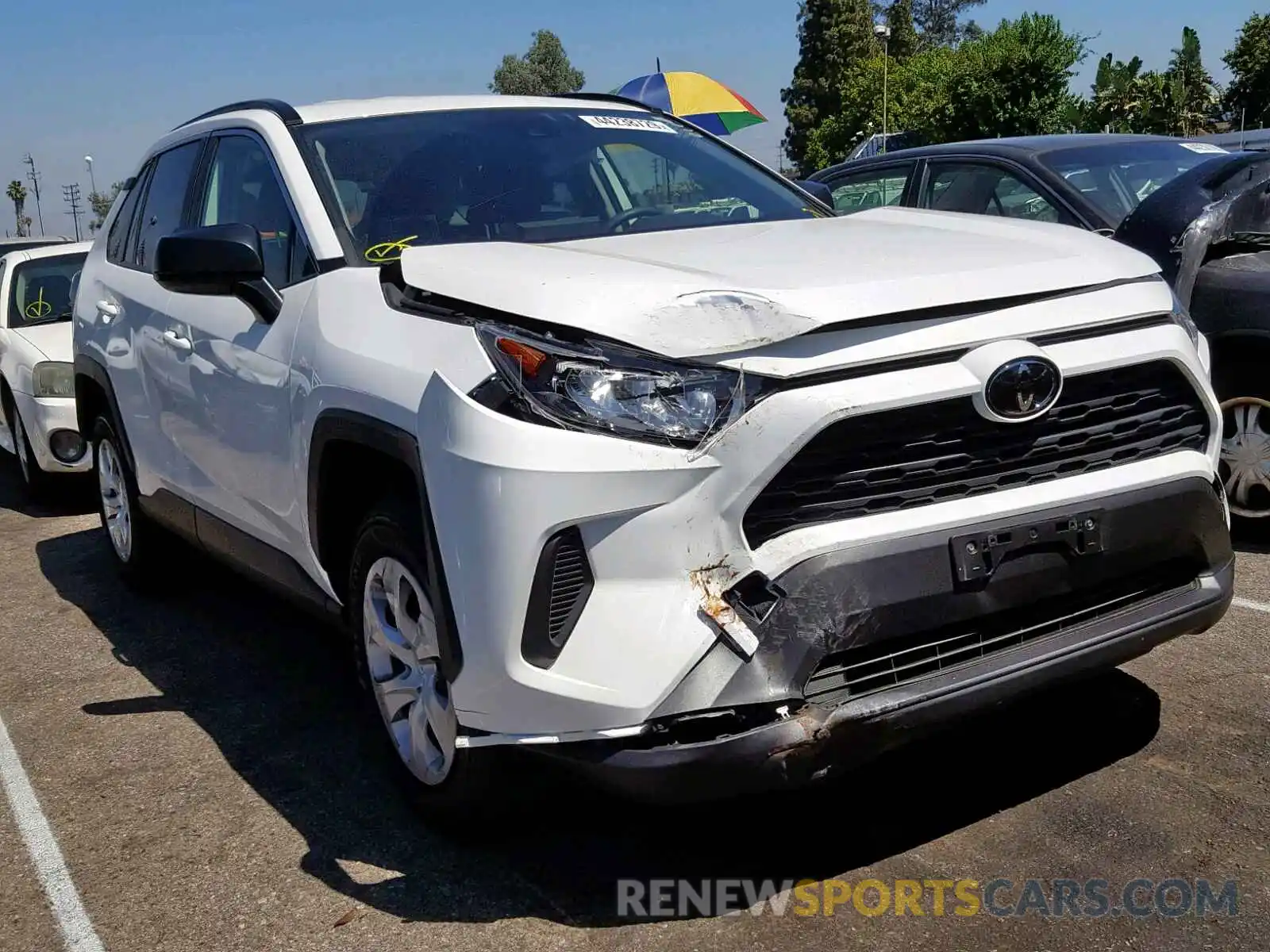 1 Photograph of a damaged car JTMH1RFV5KJ007630 TOYOTA RAV4 LE 2019