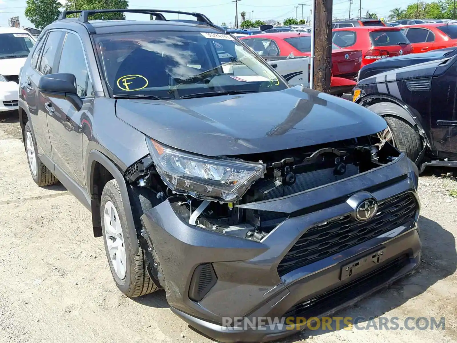 1 Photograph of a damaged car JTMH1RFV9KD505067 TOYOTA RAV4 LE 2019