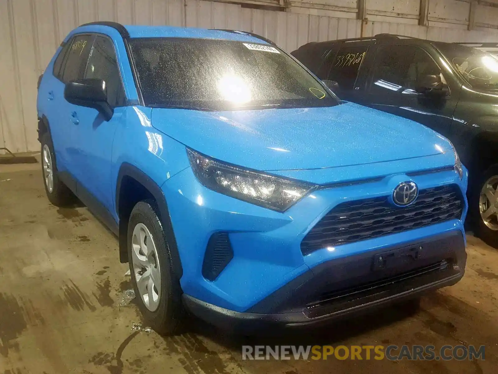 1 Photograph of a damaged car JTMH1RFVXKD005807 TOYOTA RAV4 LE 2019