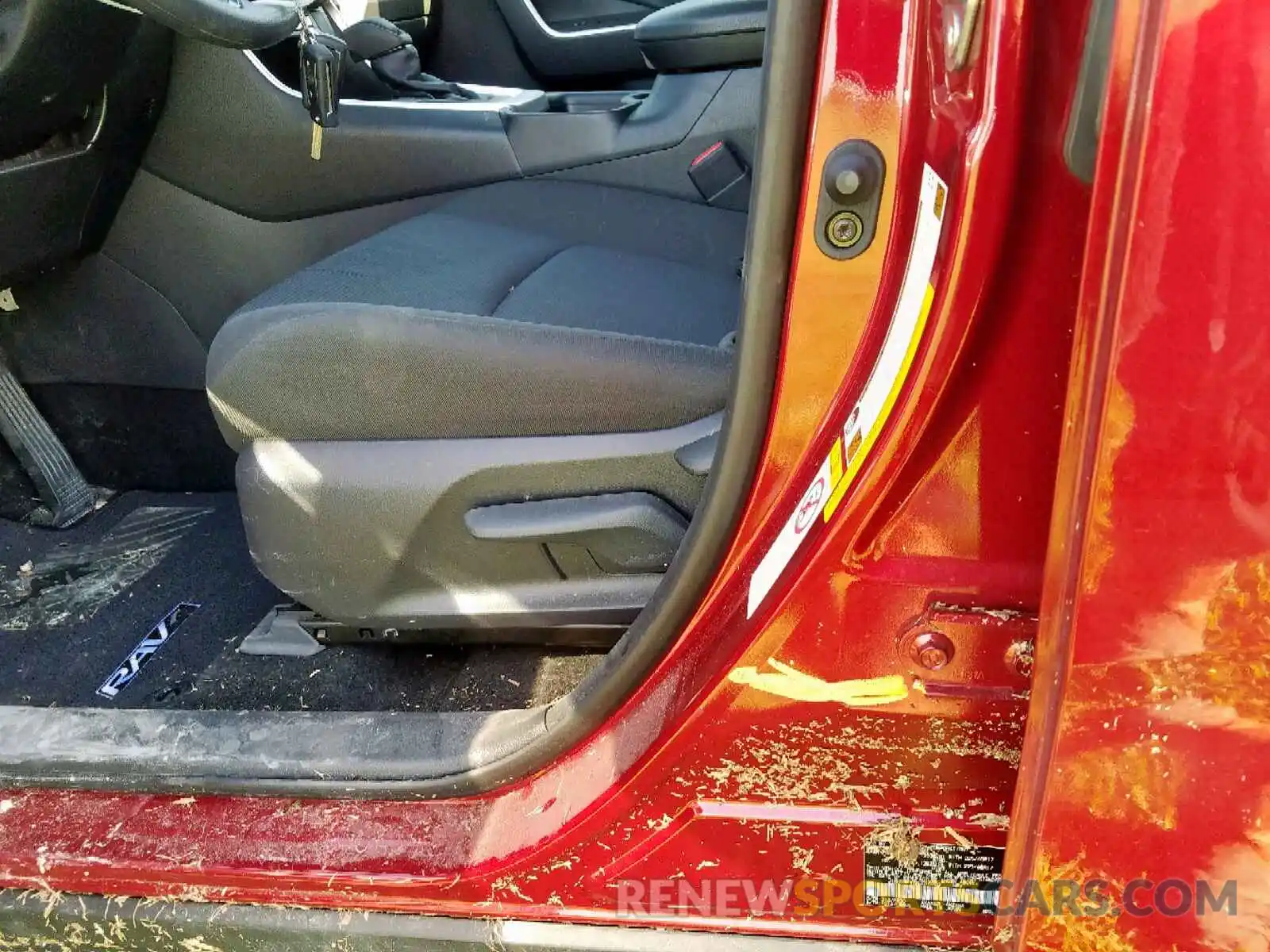 9 Photograph of a damaged car JTMH1RFVXKD010702 TOYOTA RAV4 LE 2019