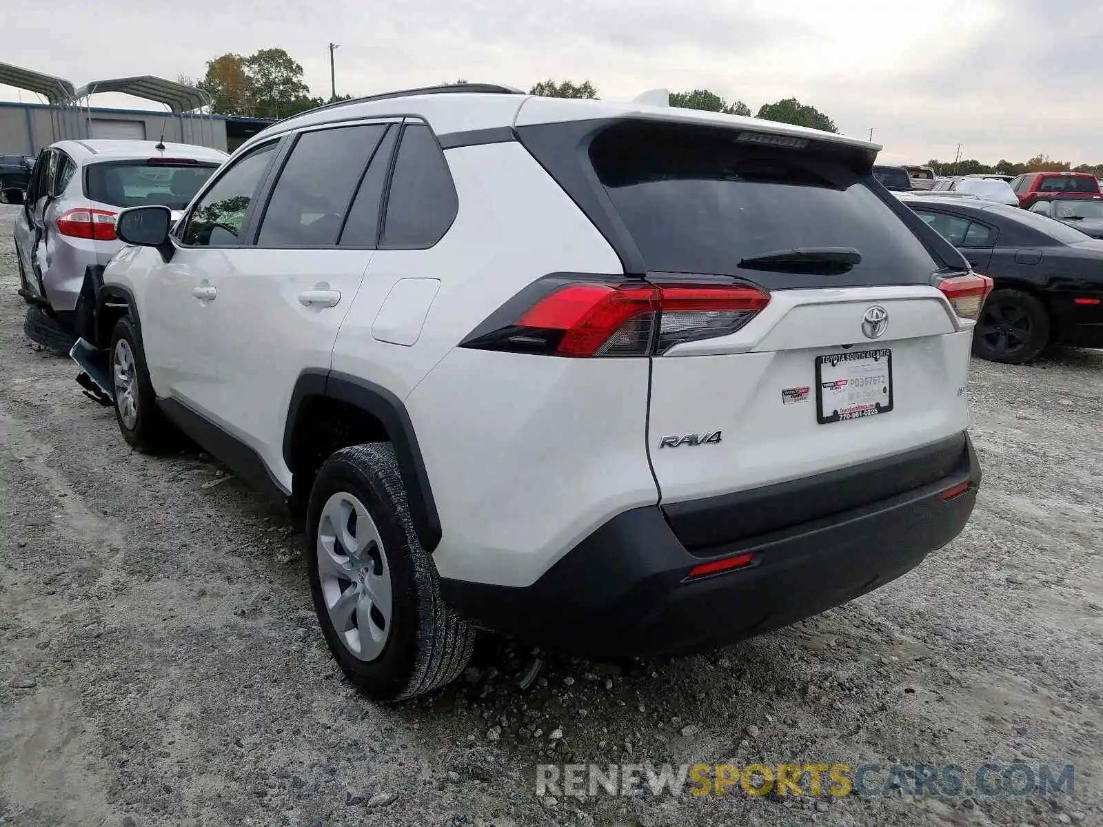 3 Photograph of a damaged car JTMK1RFV0KD028972 TOYOTA RAV4 LE 2019