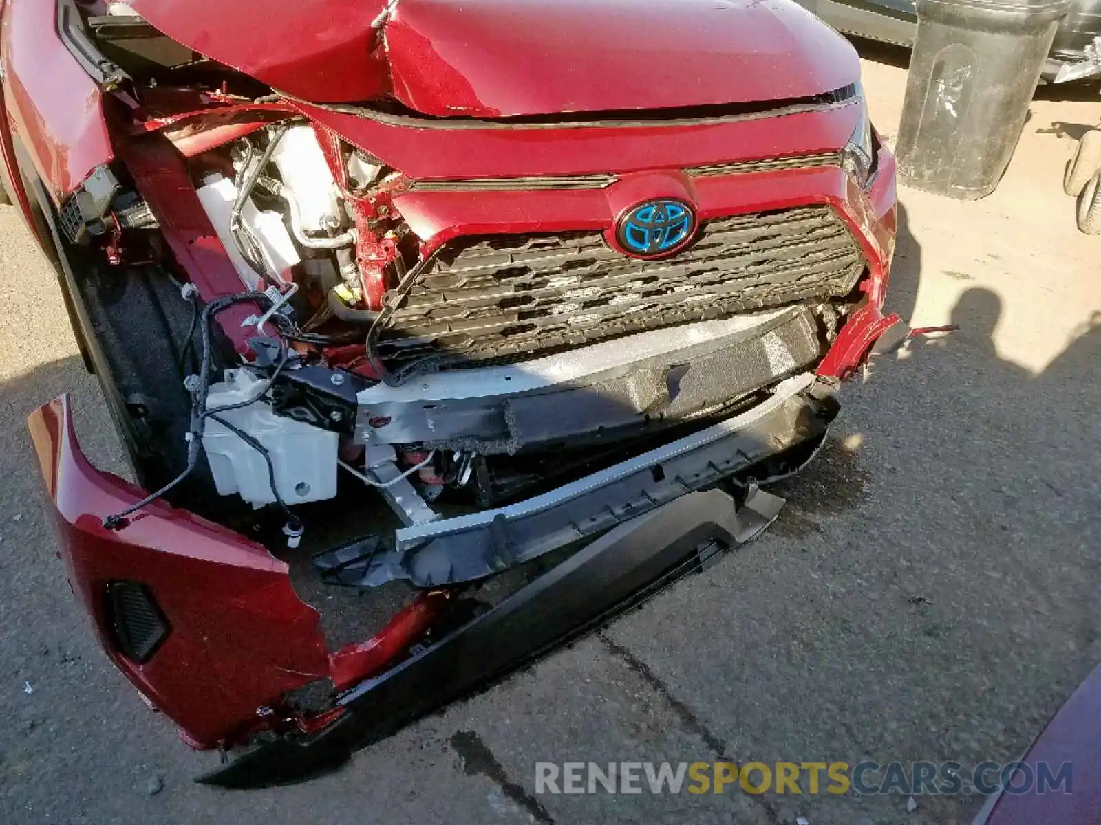 9 Photograph of a damaged car JTMMWRFV1KD012564 TOYOTA RAV4 LE 2019