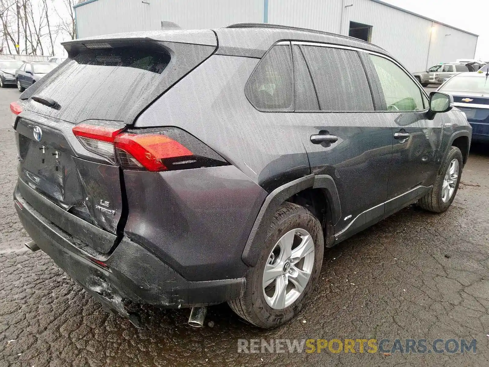 4 Фотография поврежденного автомобиля JTMMWRFV9KD501665 TOYOTA RAV4 LE 2019