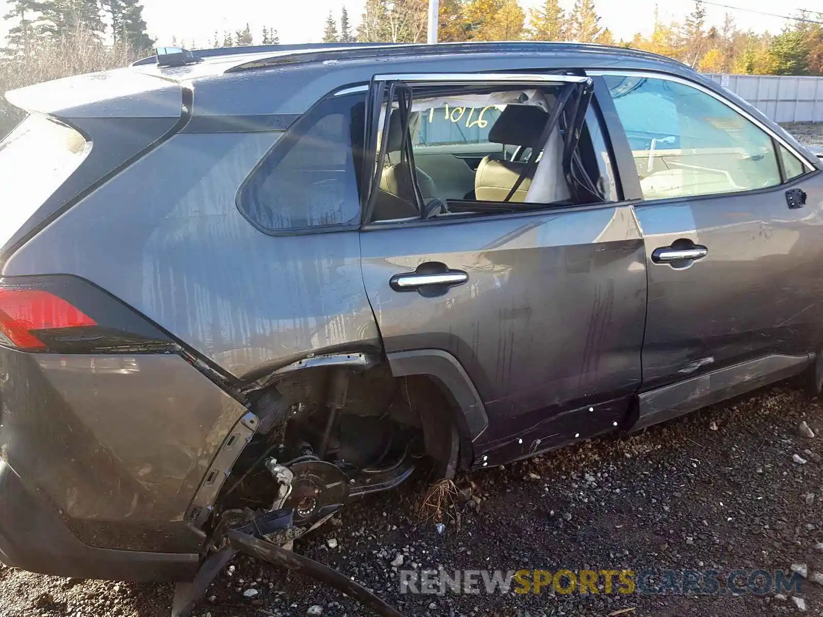 9 Photograph of a damaged car 2T3D1RFV1KW013926 TOYOTA RAV4 LIMIT 2019