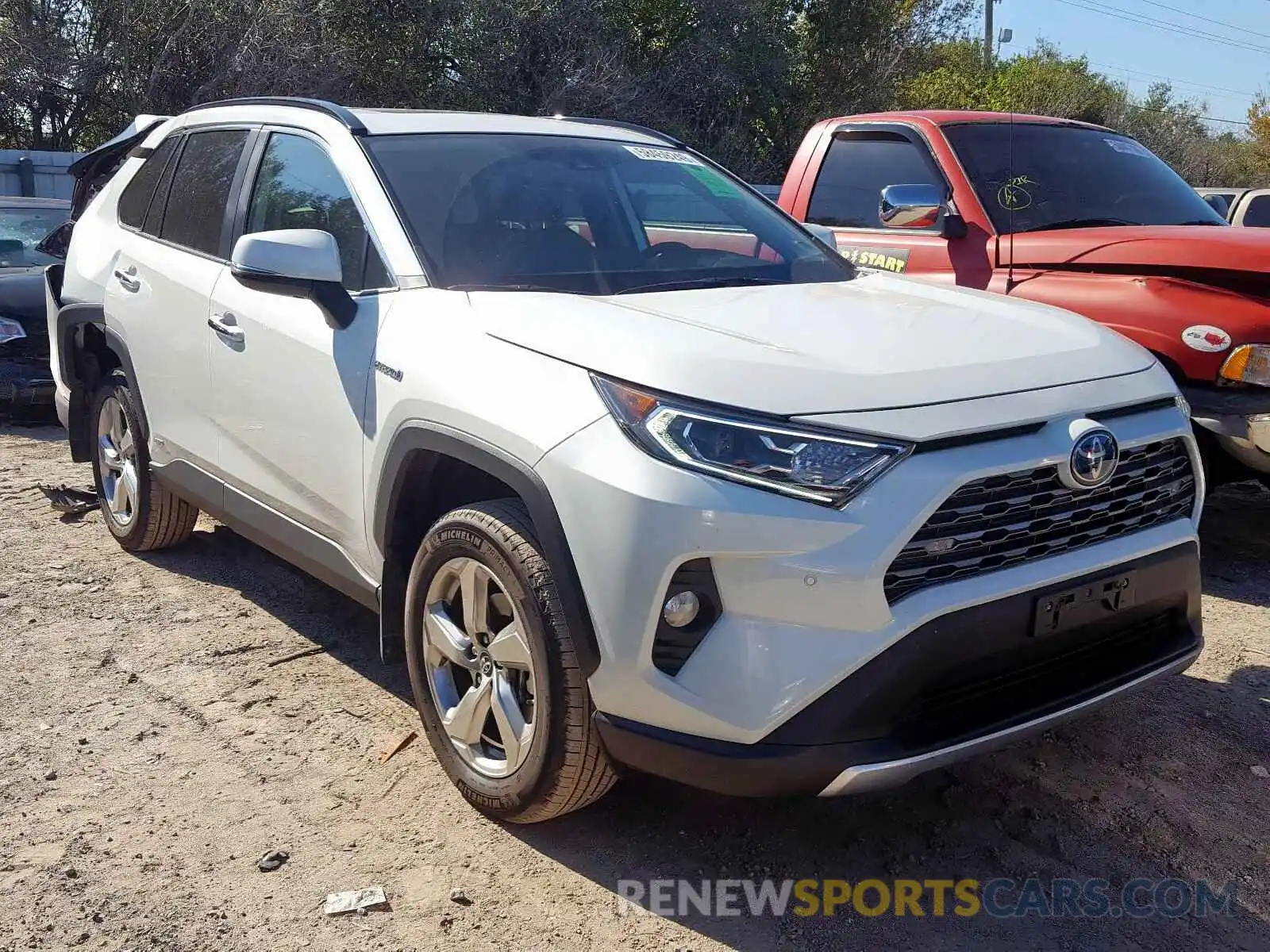 1 Photograph of a damaged car 2T3DWRFV2KW023494 TOYOTA RAV4 LIMIT 2019