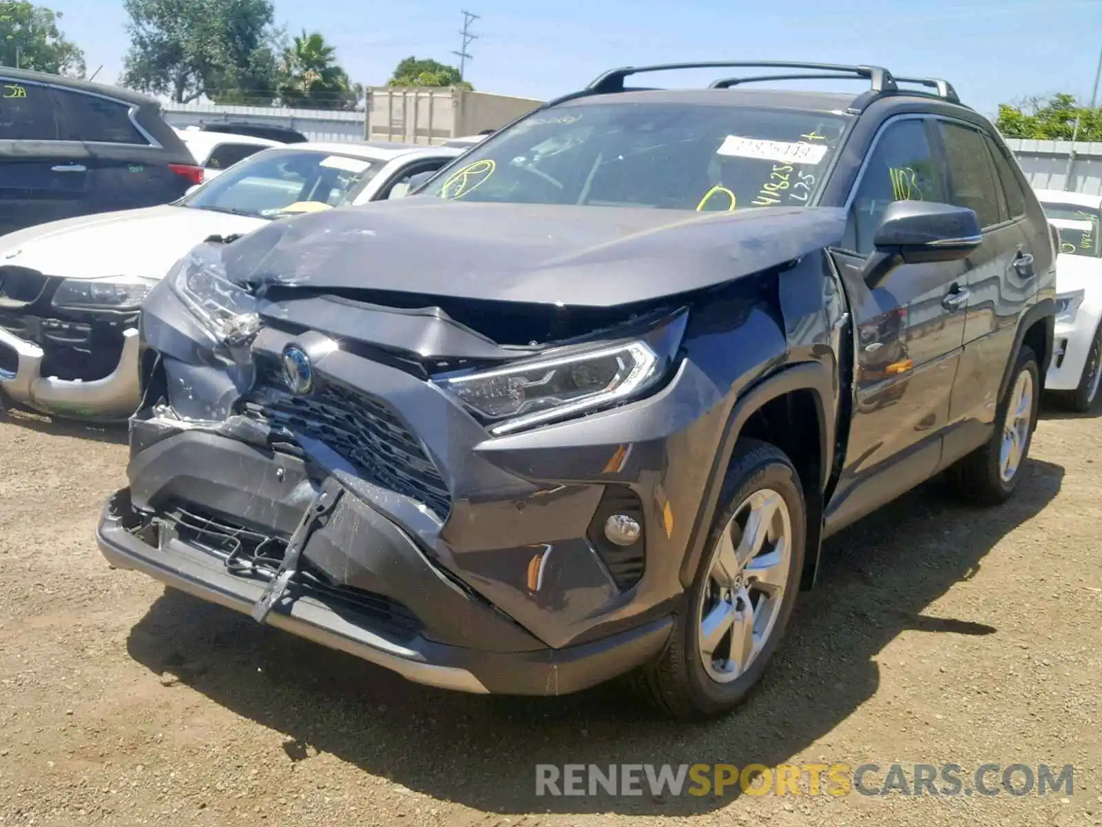 2 Photograph of a damaged car 2T3DWRFV6KW016659 TOYOTA RAV4 LIMIT 2019