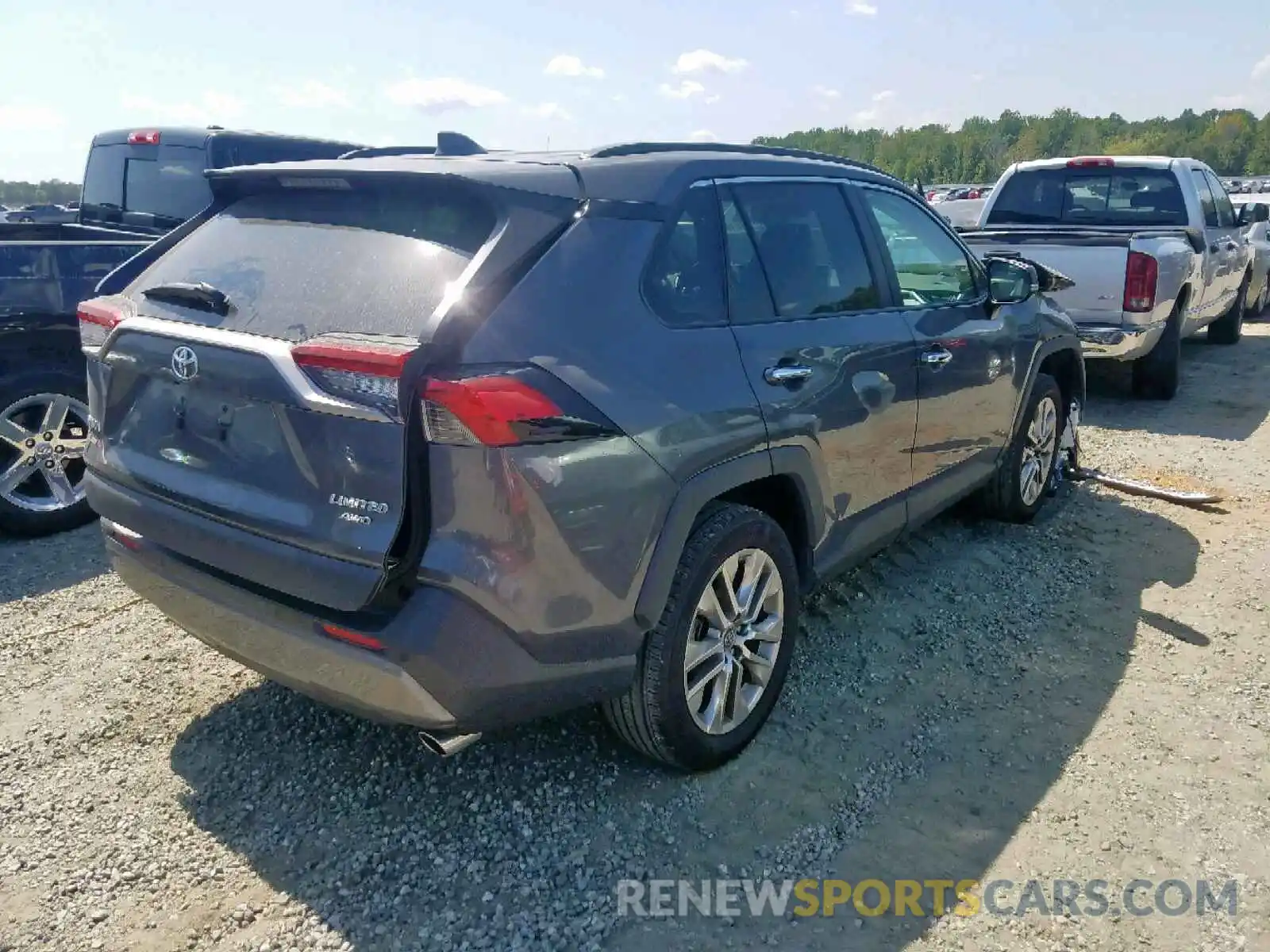 4 Photograph of a damaged car 2T3N1RFV3KW023698 TOYOTA RAV4 LIMIT 2019