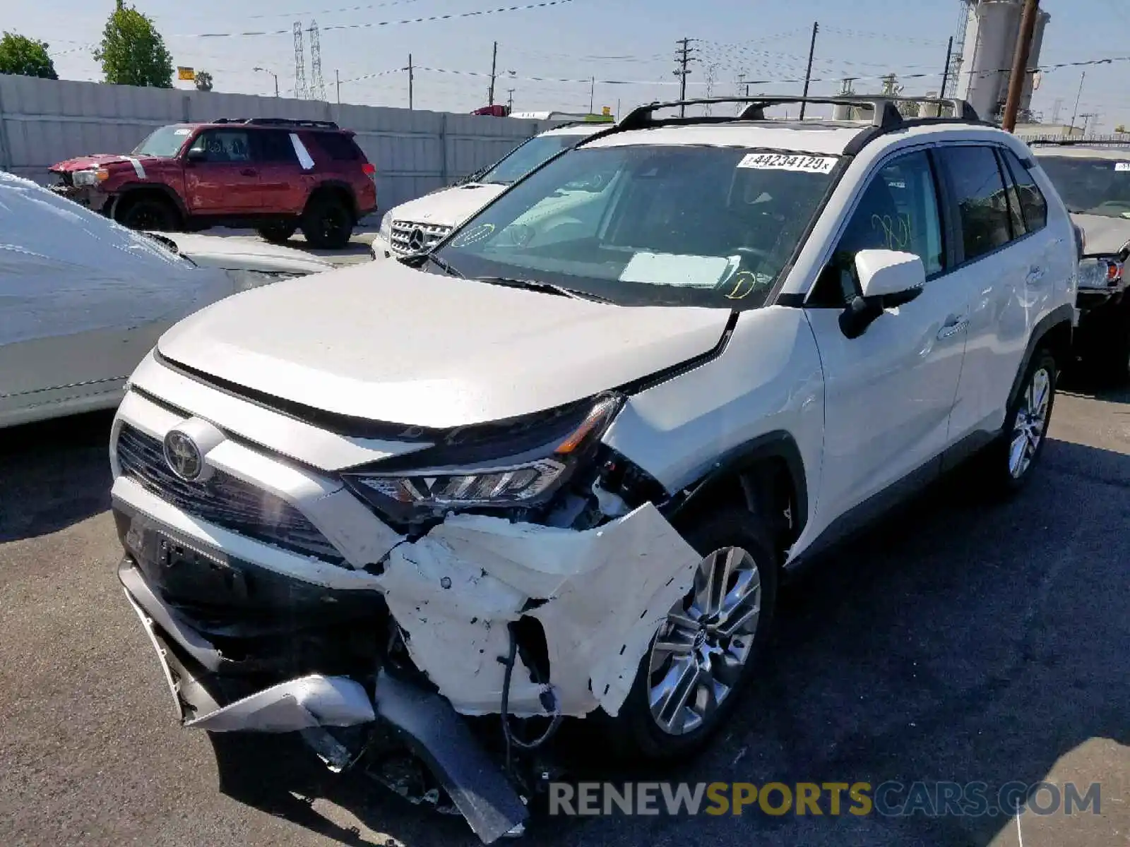 2 Photograph of a damaged car 2T3Y1RFVXKW017863 TOYOTA RAV4 LIMIT 2019