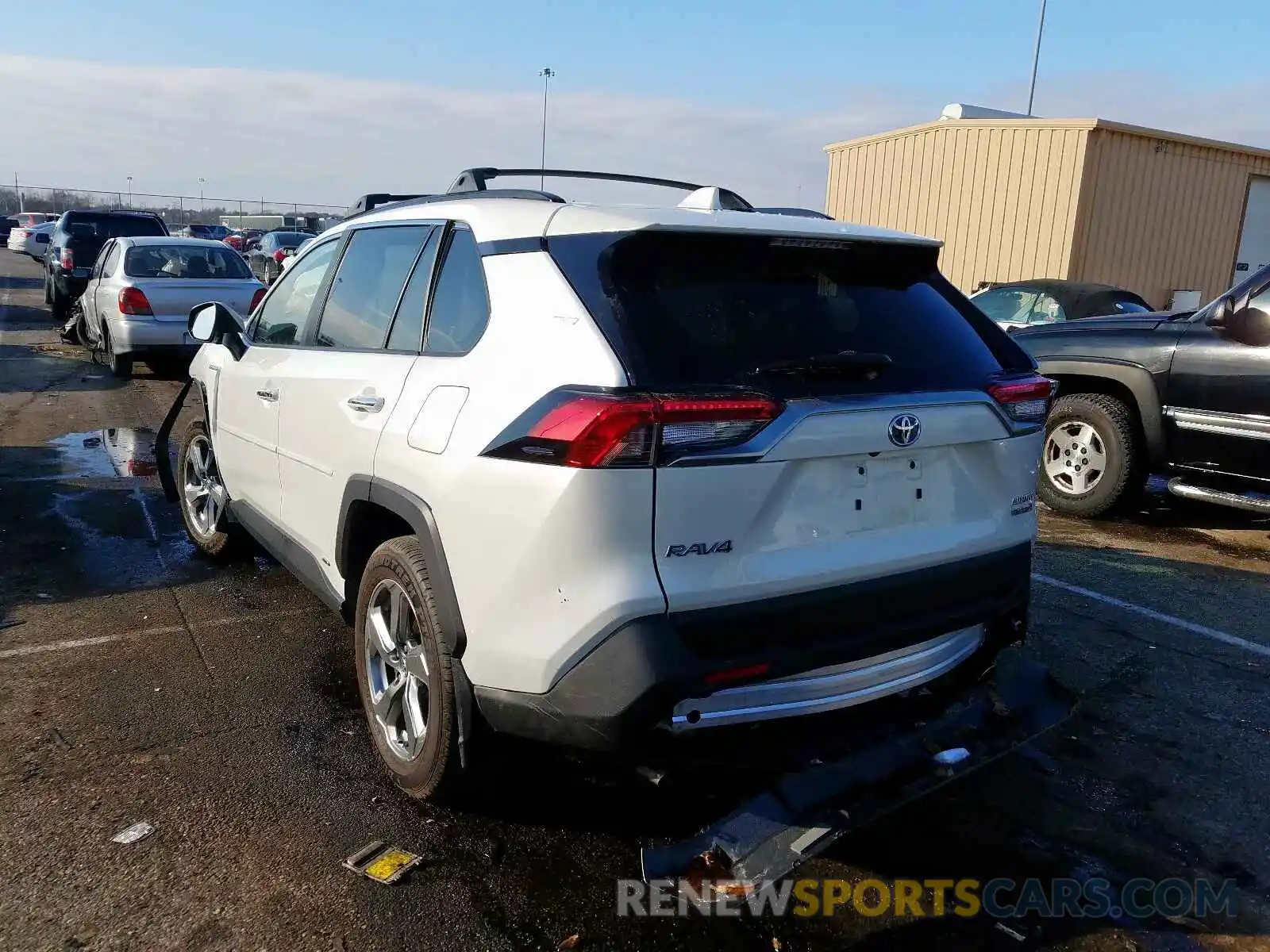 3 Photograph of a damaged car JTMDWRFV4KD005625 TOYOTA RAV4 LIMIT 2019