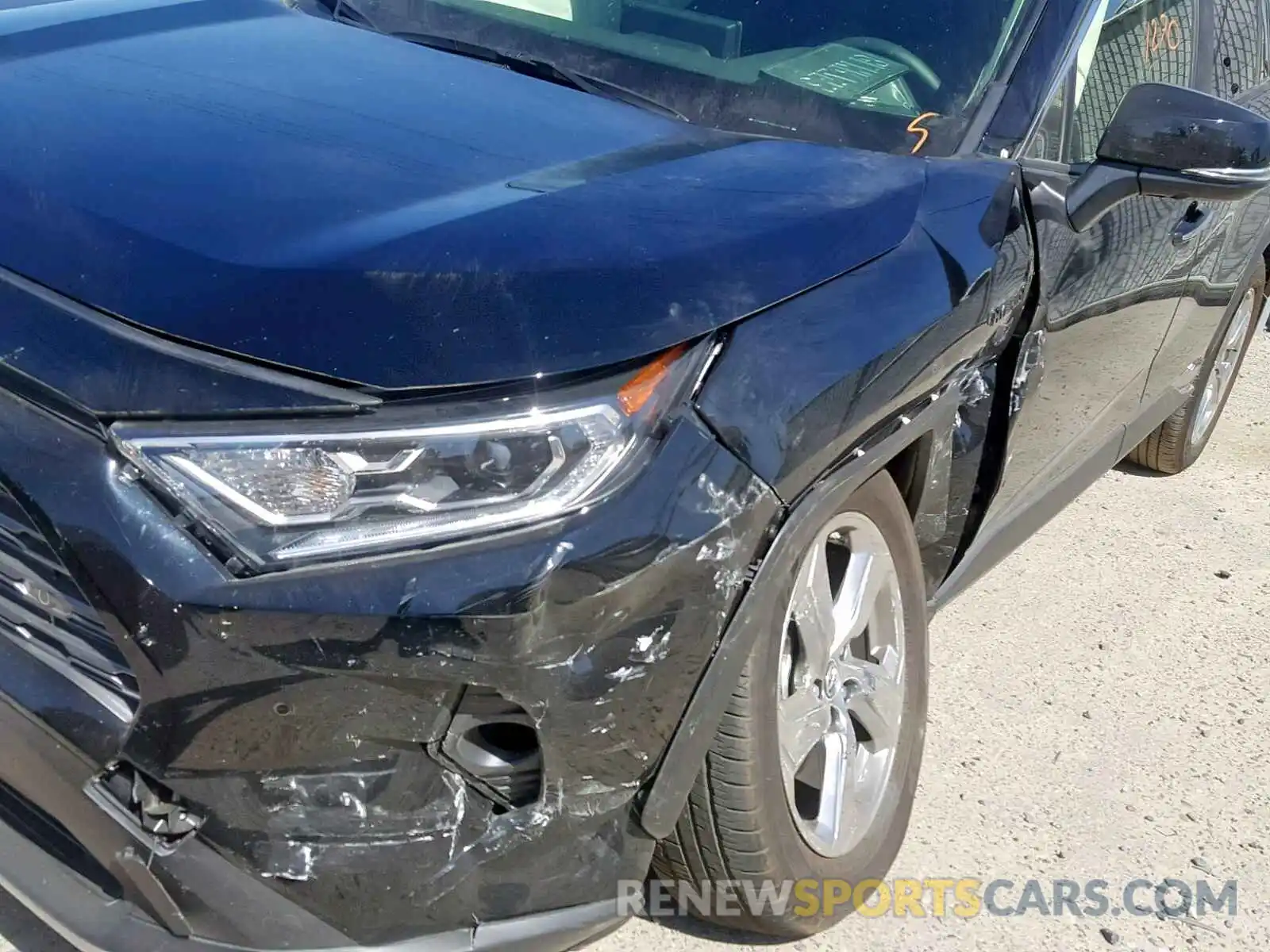 9 Photograph of a damaged car JTMDWRFV6KD516298 TOYOTA RAV4 LIMIT 2019