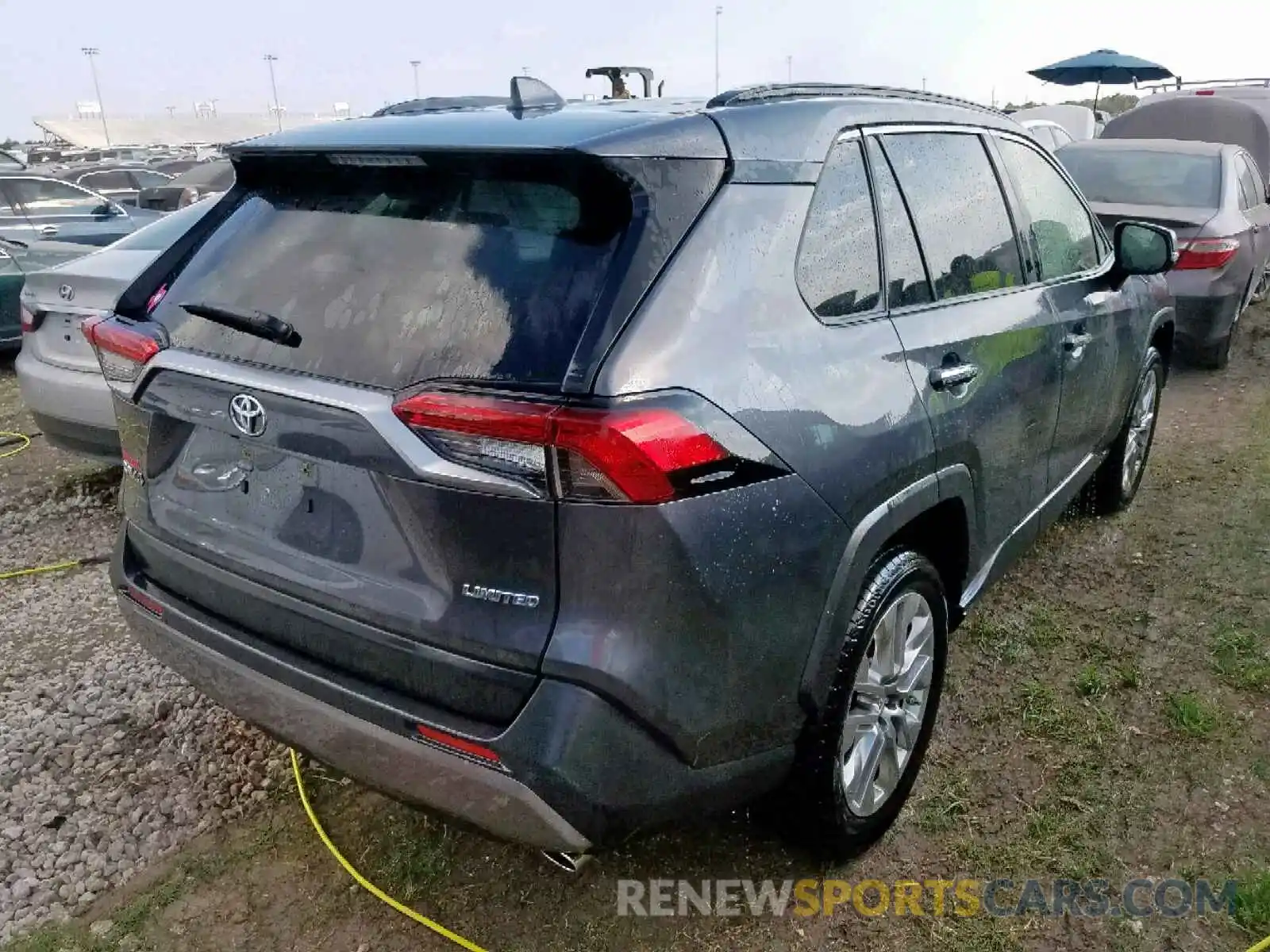 4 Photograph of a damaged car JTMY1RFV7KD009619 TOYOTA RAV4 LIMIT 2019