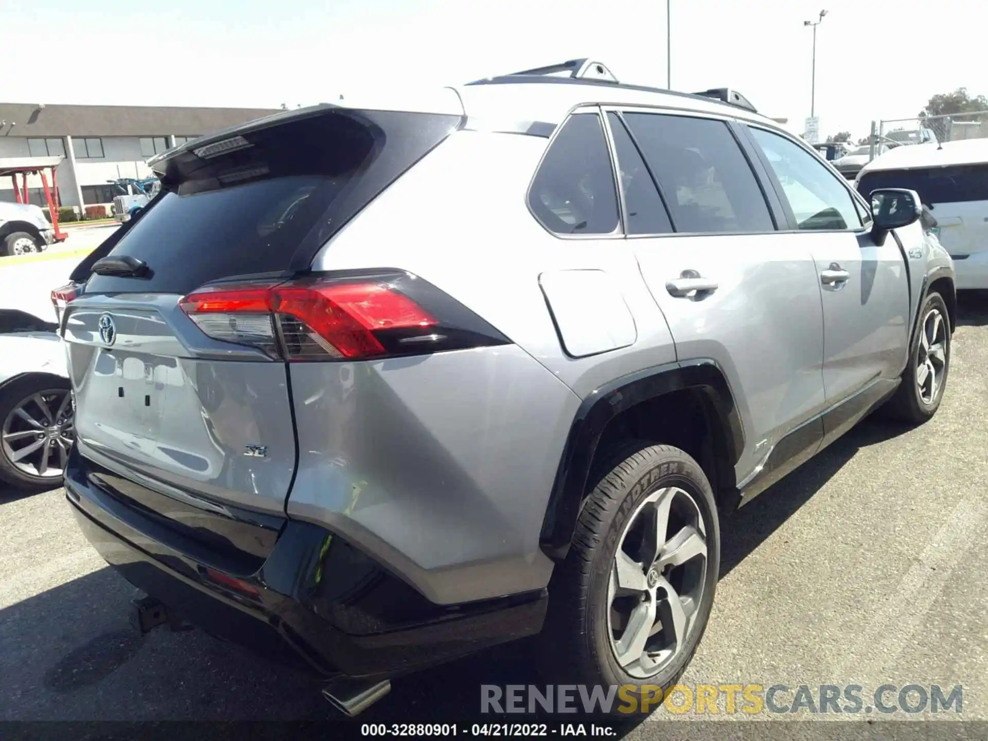 4 Photograph of a damaged car JTMAB3FV1MD026110 TOYOTA RAV4 PRIME 2021