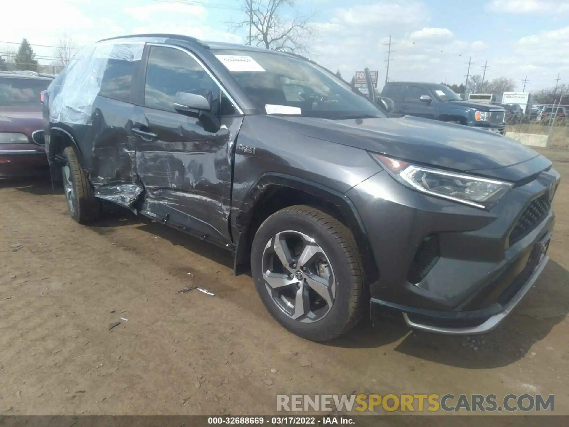 1 Photograph of a damaged car JTMAB3FV1MD060998 TOYOTA RAV4 PRIME 2021