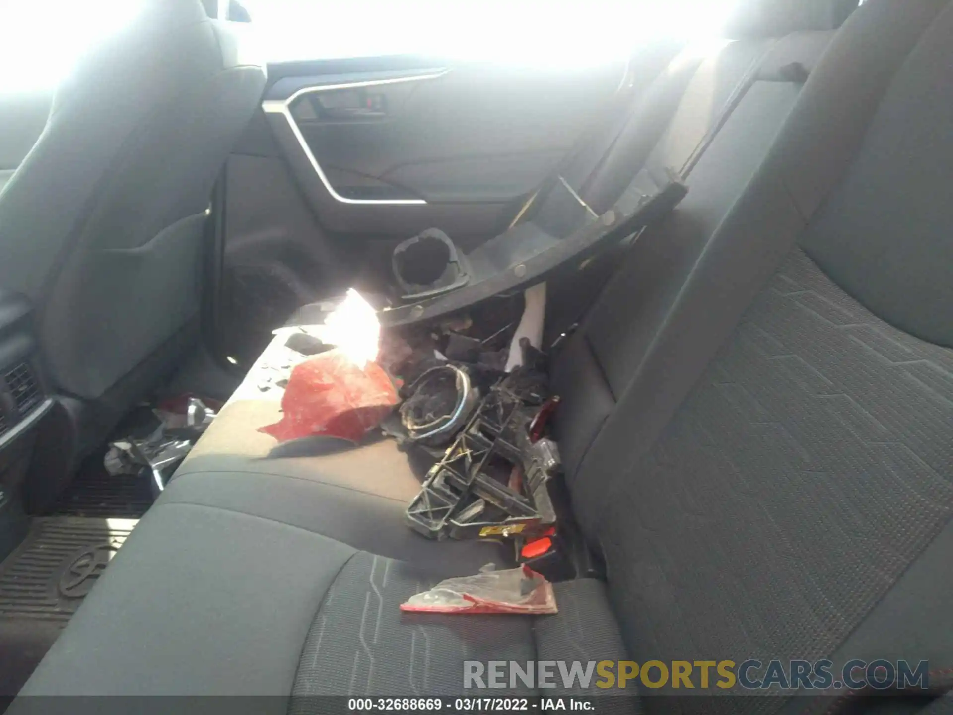 8 Photograph of a damaged car JTMAB3FV1MD060998 TOYOTA RAV4 PRIME 2021