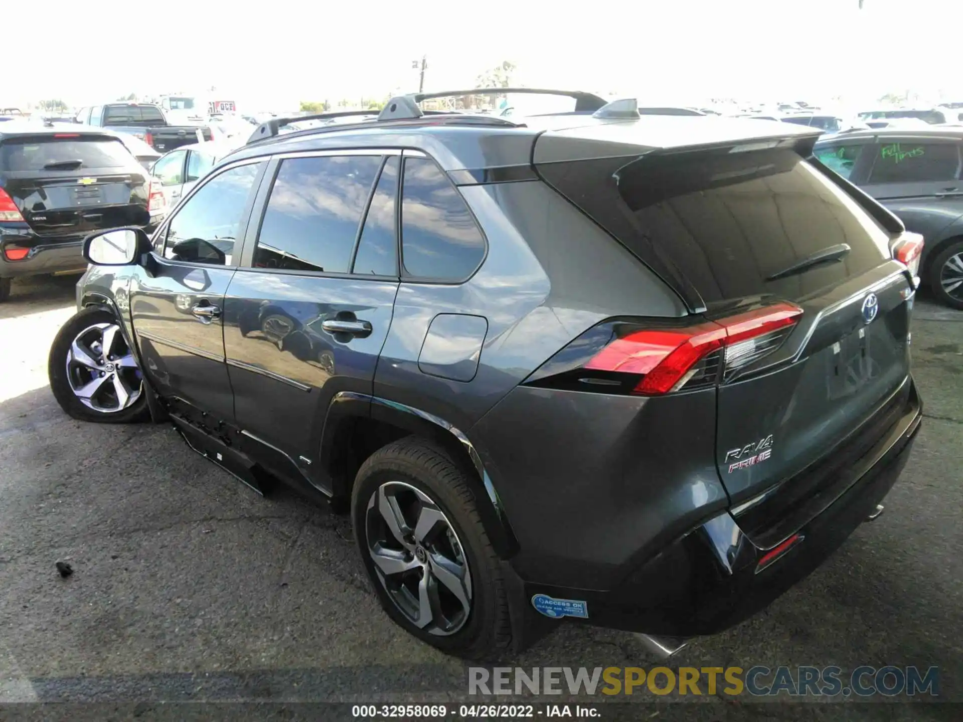 3 Photograph of a damaged car JTMAB3FV7MD036530 TOYOTA RAV4 PRIME 2021