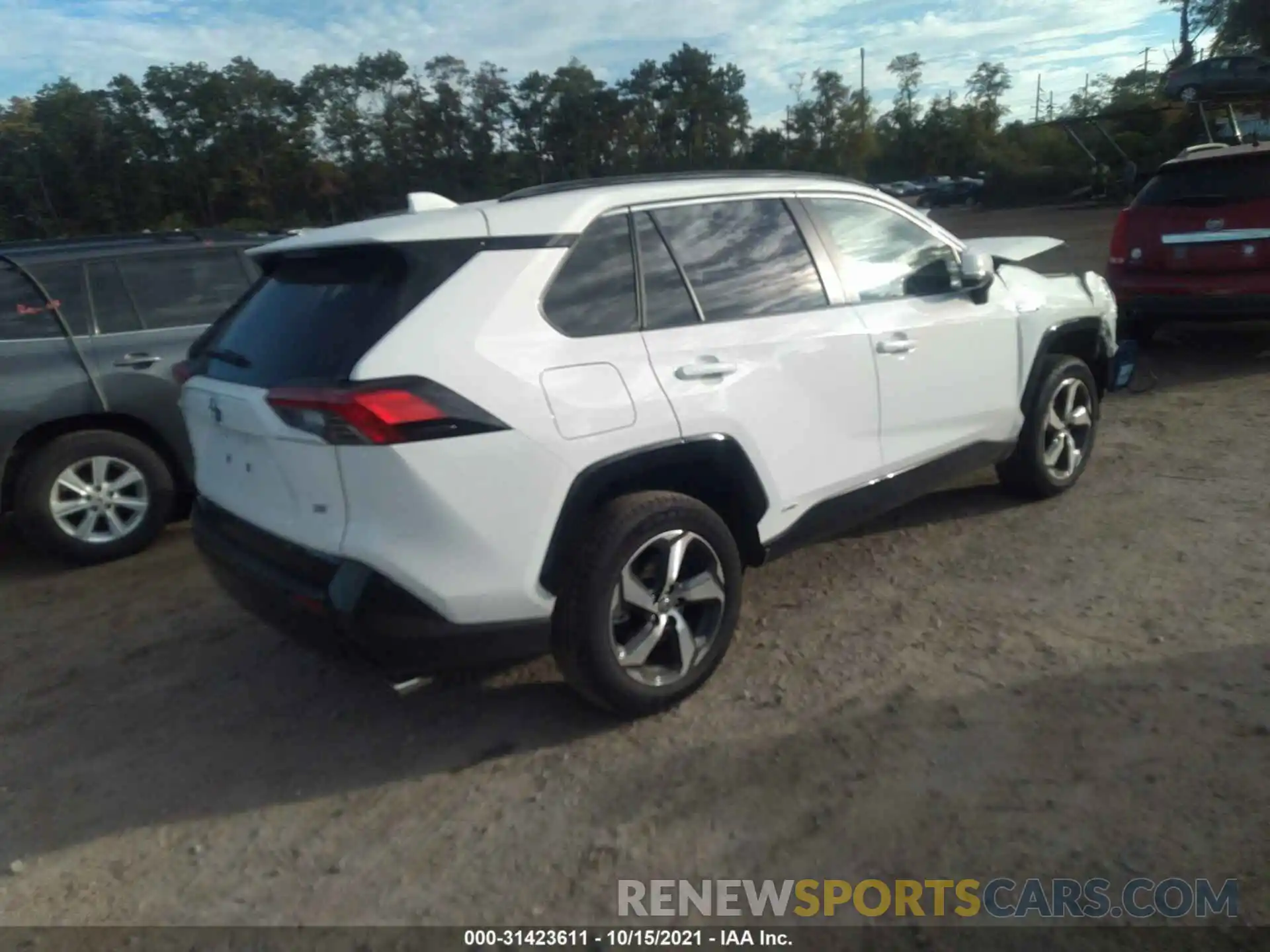 4 Photograph of a damaged car JTMAB3FV8MD040196 TOYOTA RAV4 PRIME 2021