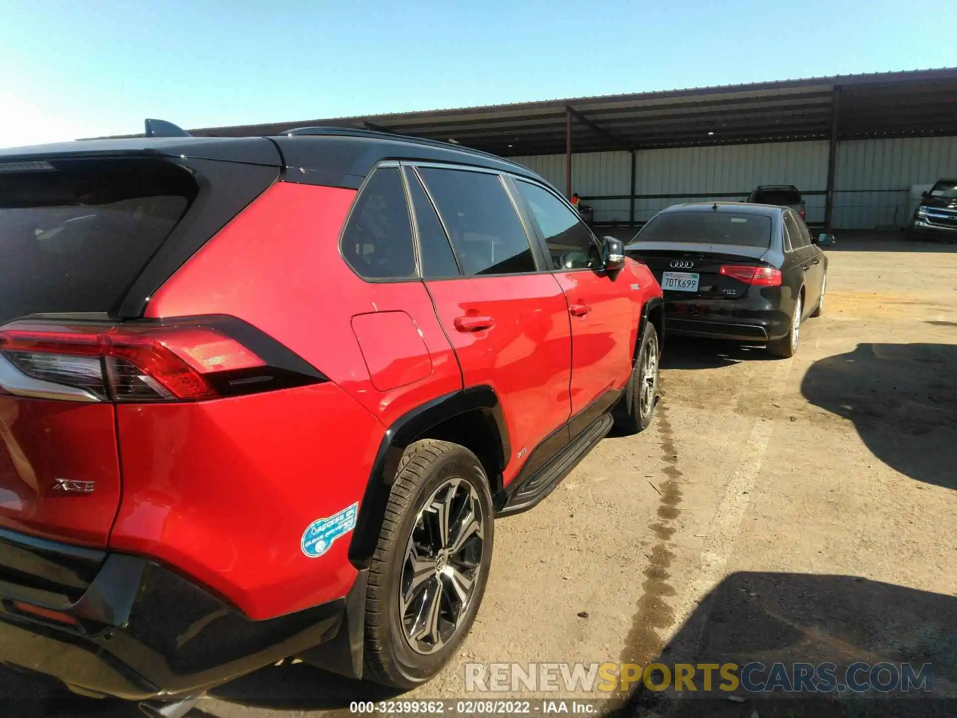 4 Photograph of a damaged car JTMFB3FV0MD007960 TOYOTA RAV4 PRIME 2021