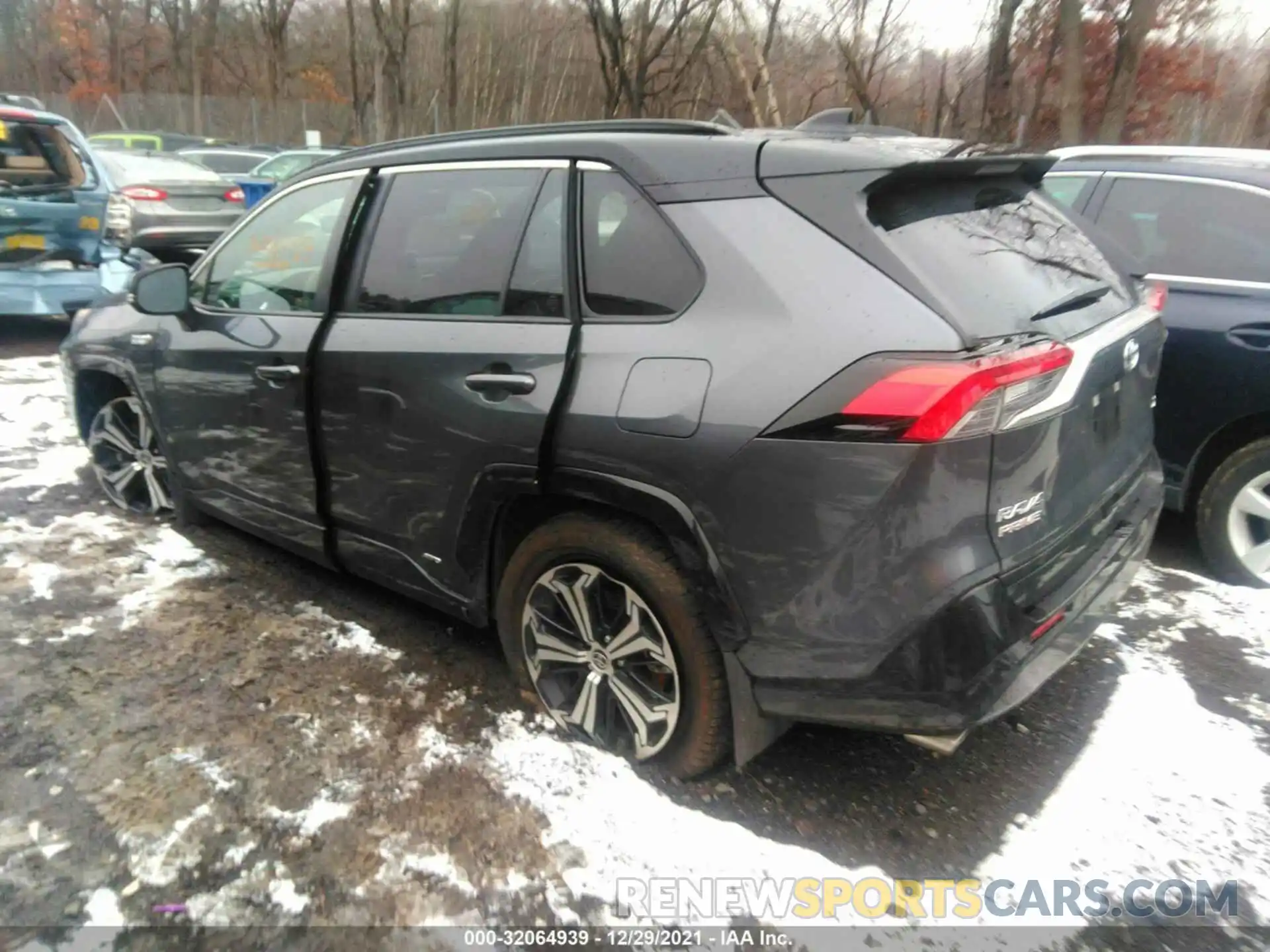 3 Photograph of a damaged car JTMFB3FV1MD044094 TOYOTA RAV4 PRIME 2021