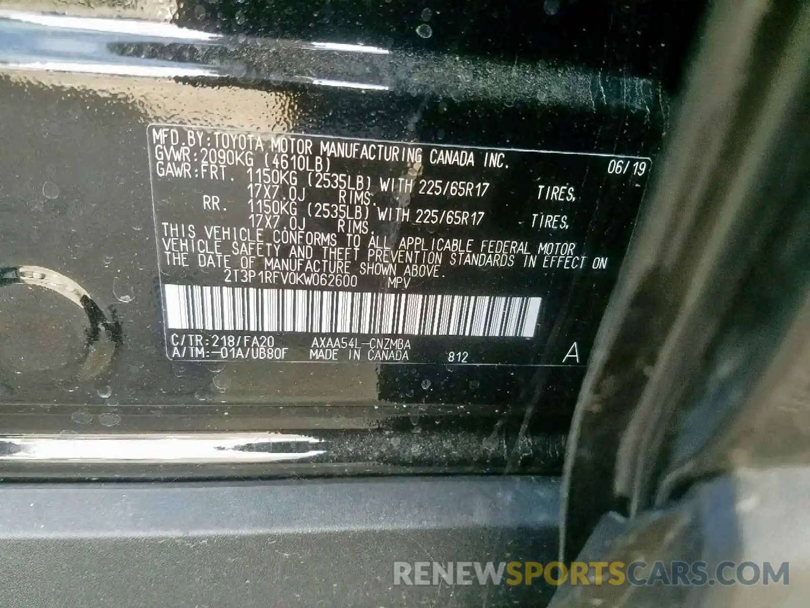 10 Photograph of a damaged car 2T3P1RFV0KW062600 TOYOTA RAV4 XLE 2019