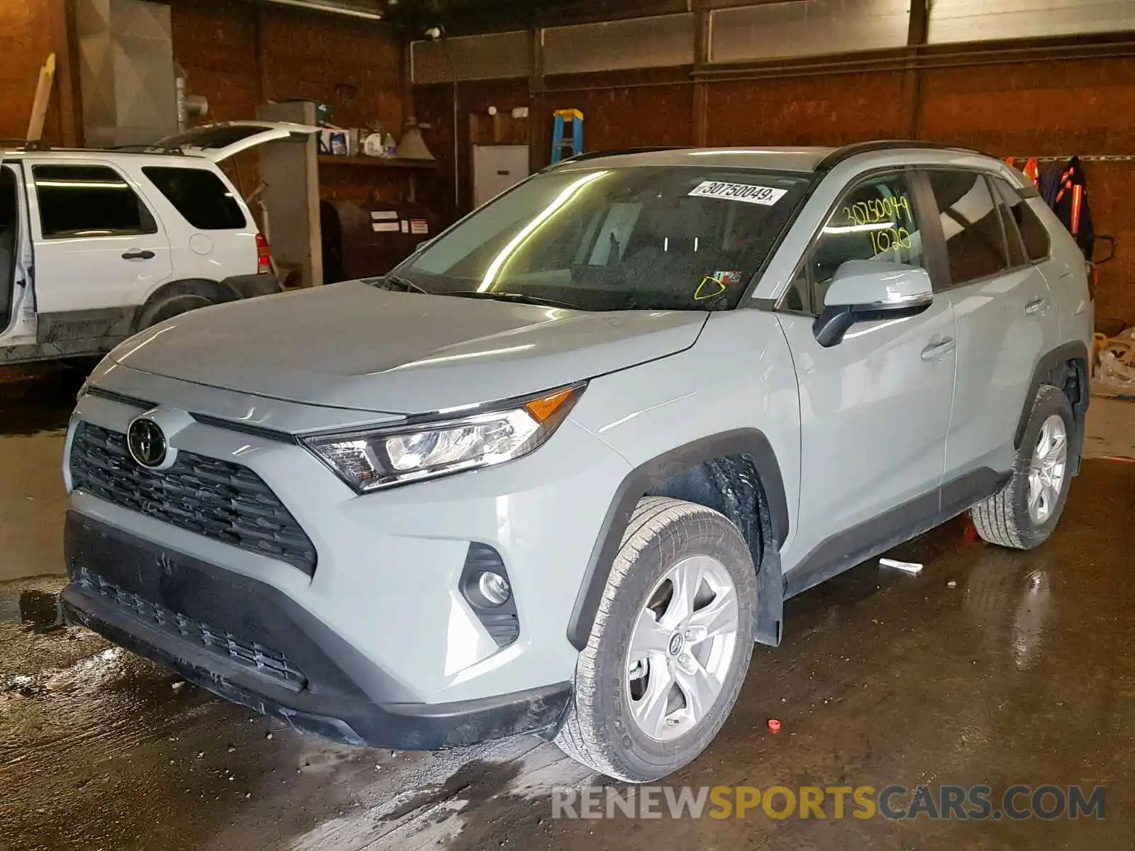 2 Фотография поврежденного автомобиля 2T3P1RFV1KW011509 TOYOTA RAV4 XLE 2019