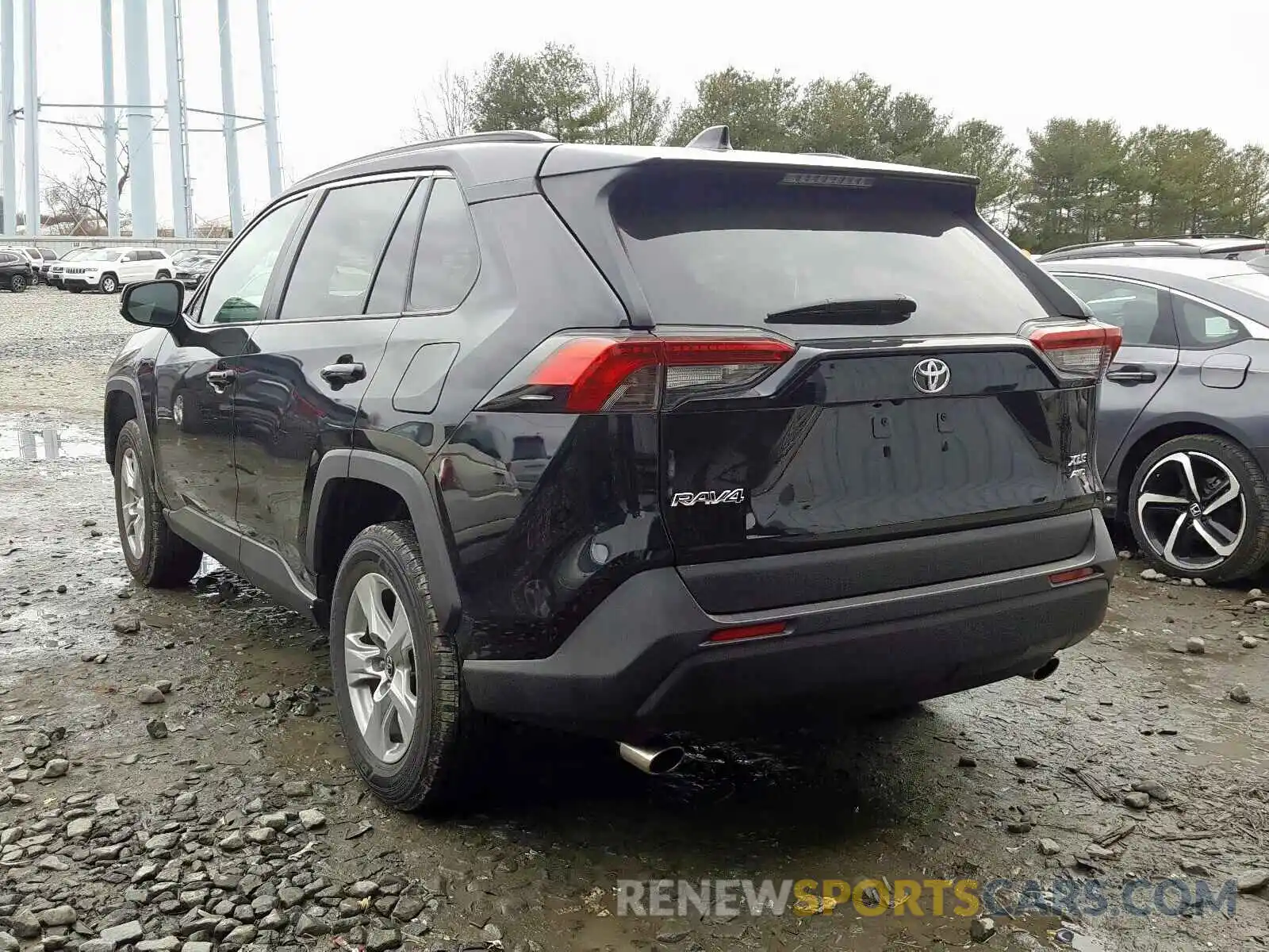 3 Фотография поврежденного автомобиля 2T3P1RFV1KW033235 TOYOTA RAV4 XLE 2019