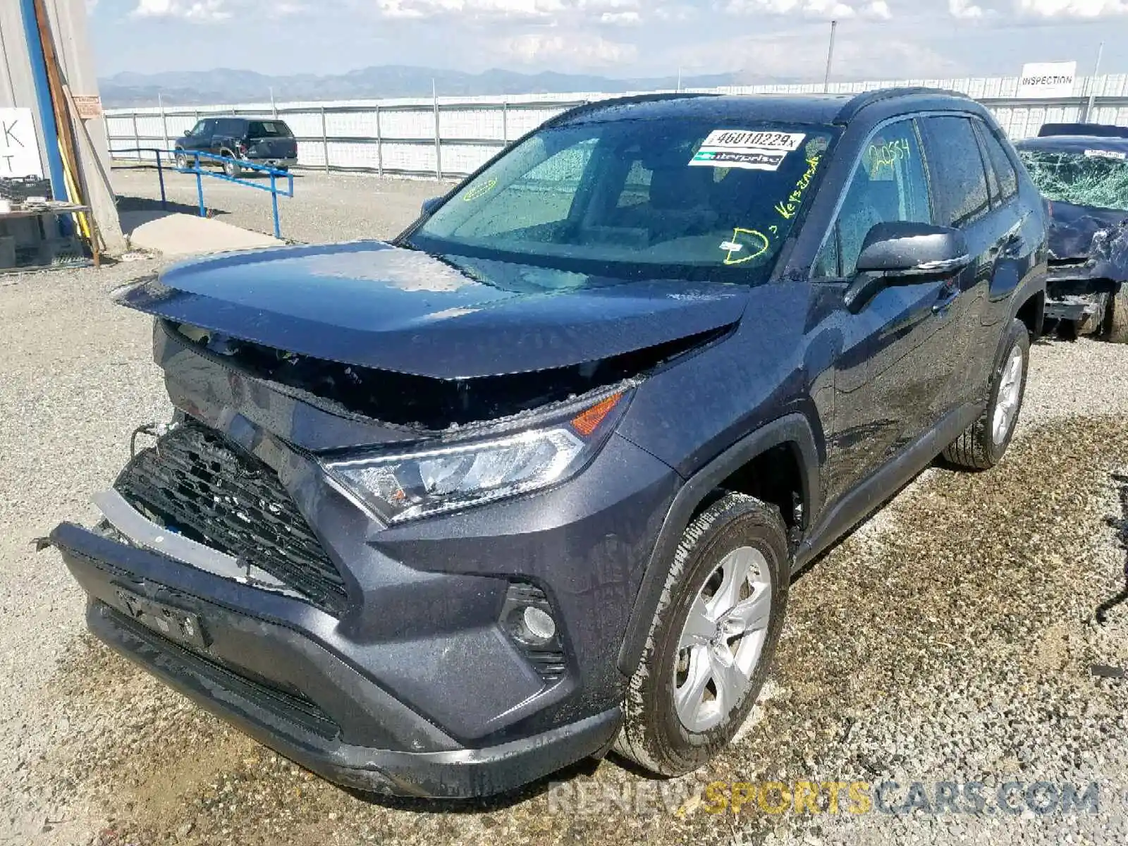 2 Photograph of a damaged car 2T3P1RFV1KW036412 TOYOTA RAV4 XLE 2019