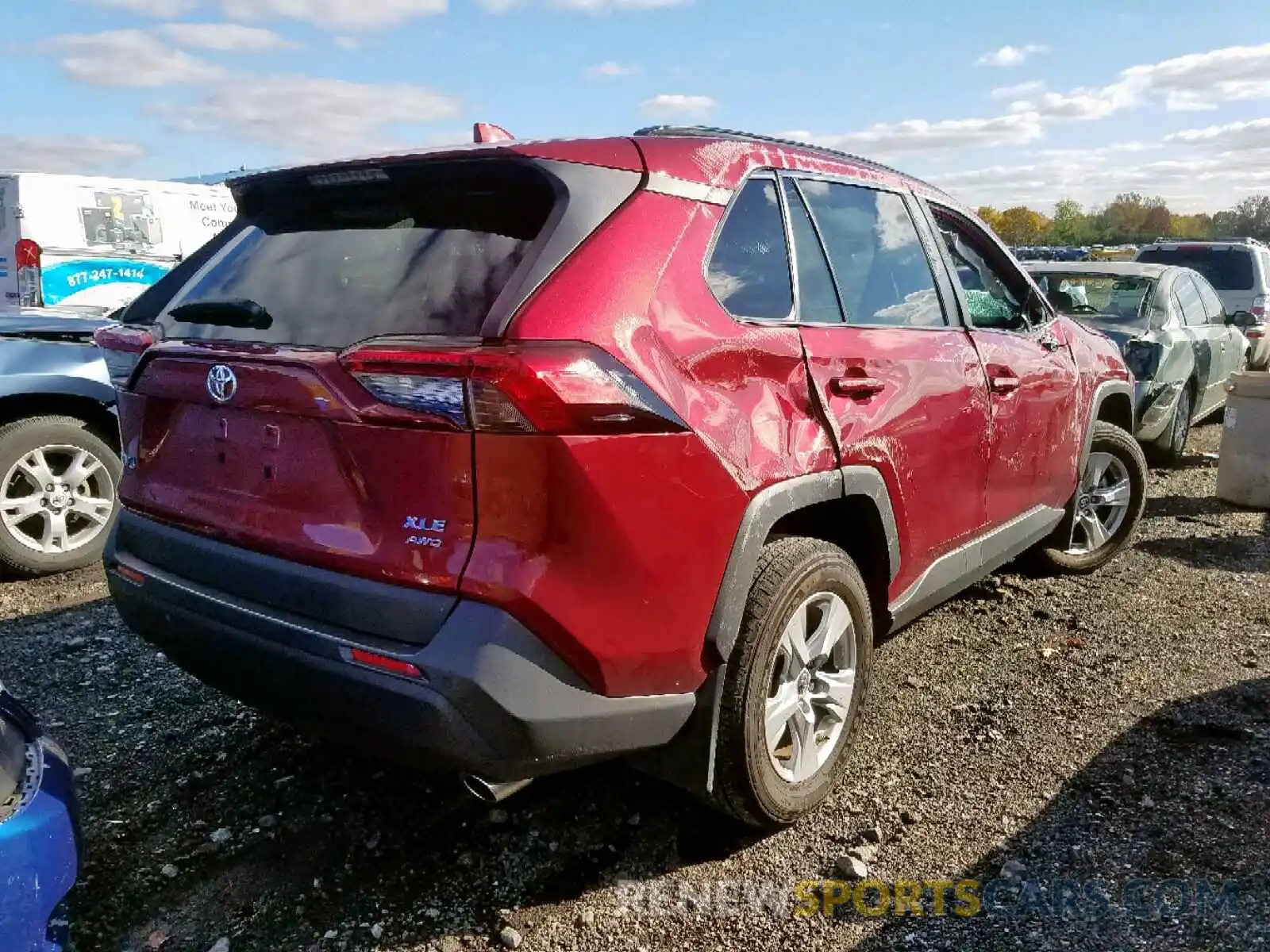 4 Фотография поврежденного автомобиля 2T3P1RFV1KW038306 TOYOTA RAV4 XLE 2019