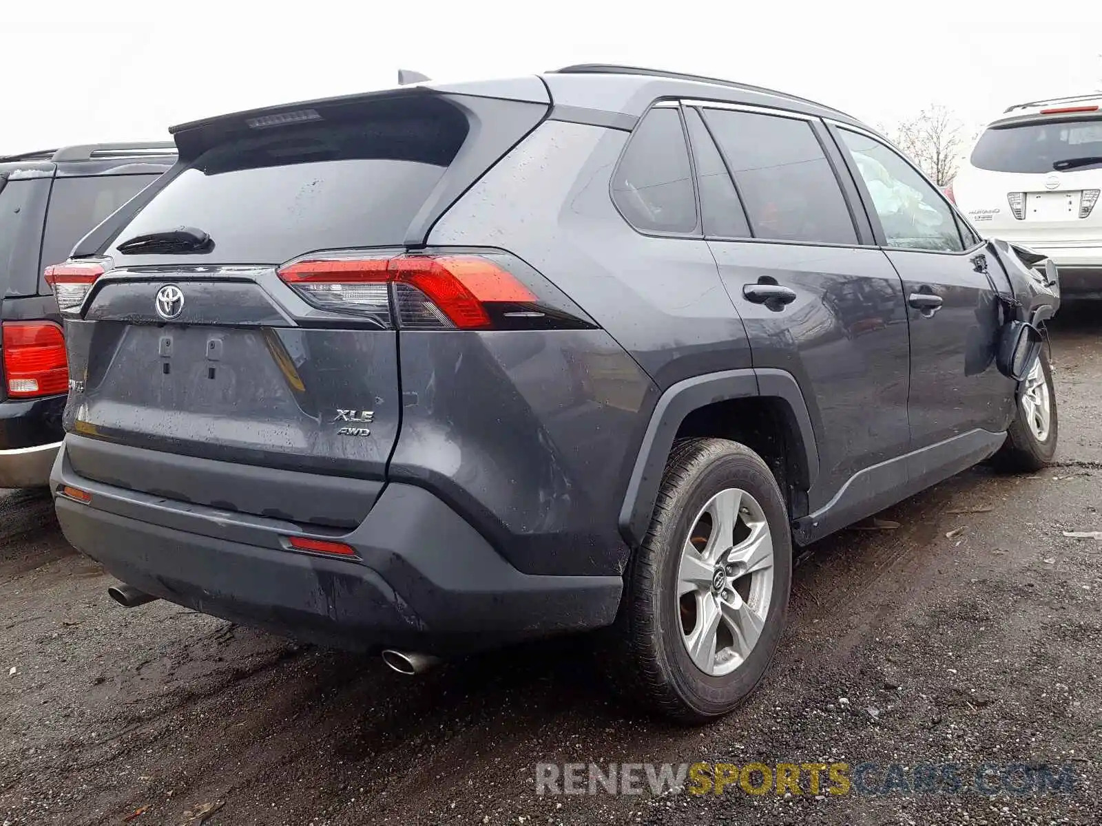 4 Фотография поврежденного автомобиля 2T3P1RFV2KC017143 TOYOTA RAV4 XLE 2019