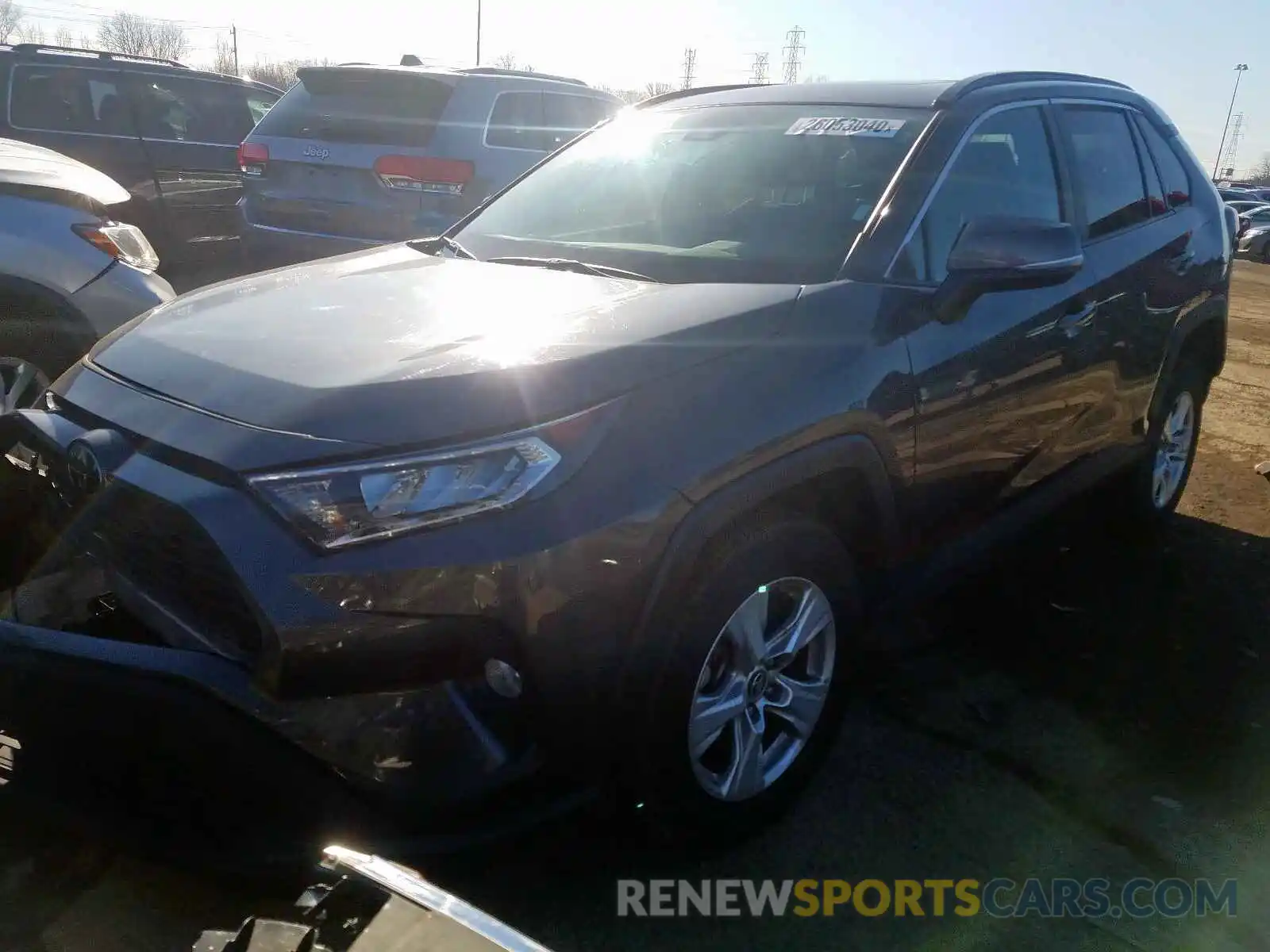 2 Photograph of a damaged car 2T3P1RFV2KW046530 TOYOTA RAV4 XLE 2019