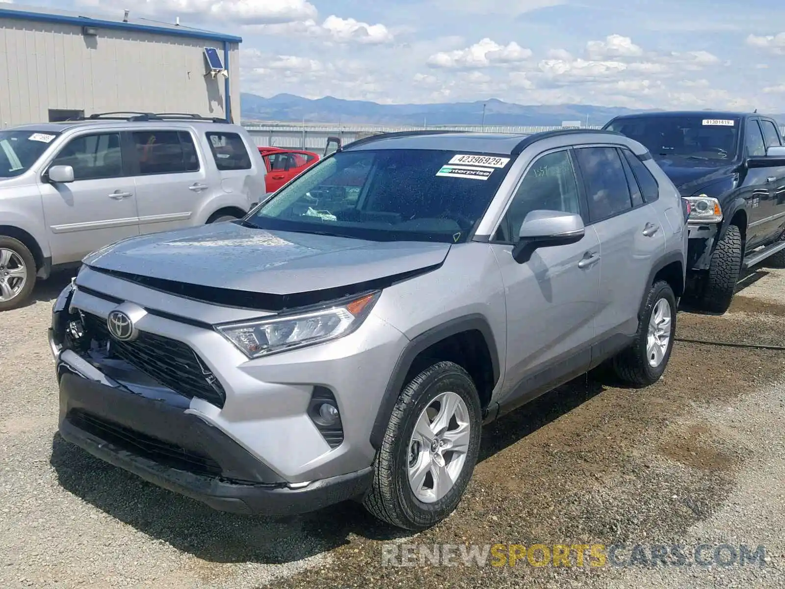 2 Photograph of a damaged car 2T3P1RFV4KC015958 TOYOTA RAV4 XLE 2019